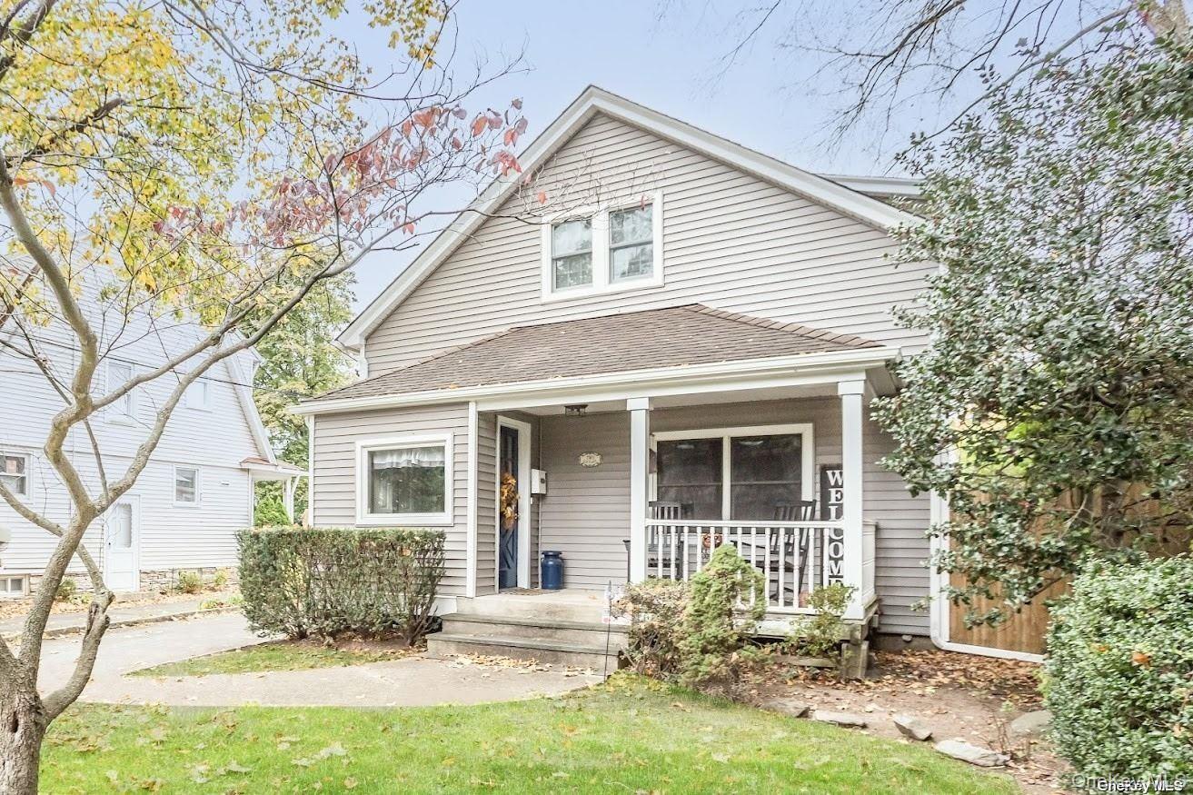 2 Elm Place, Glen Head, NY 11545