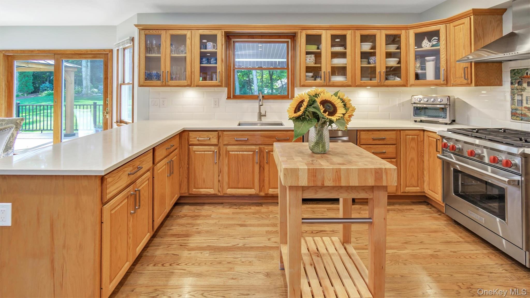 181 Landing Lane, Baiting Hollow, NY 11933