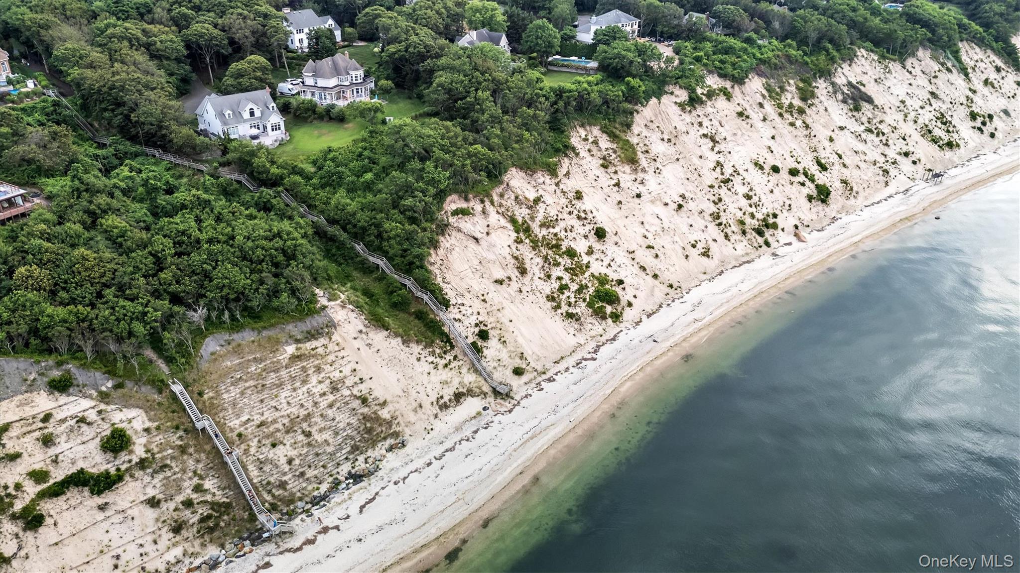 181 Landing Lane, Baiting Hollow, NY 11933