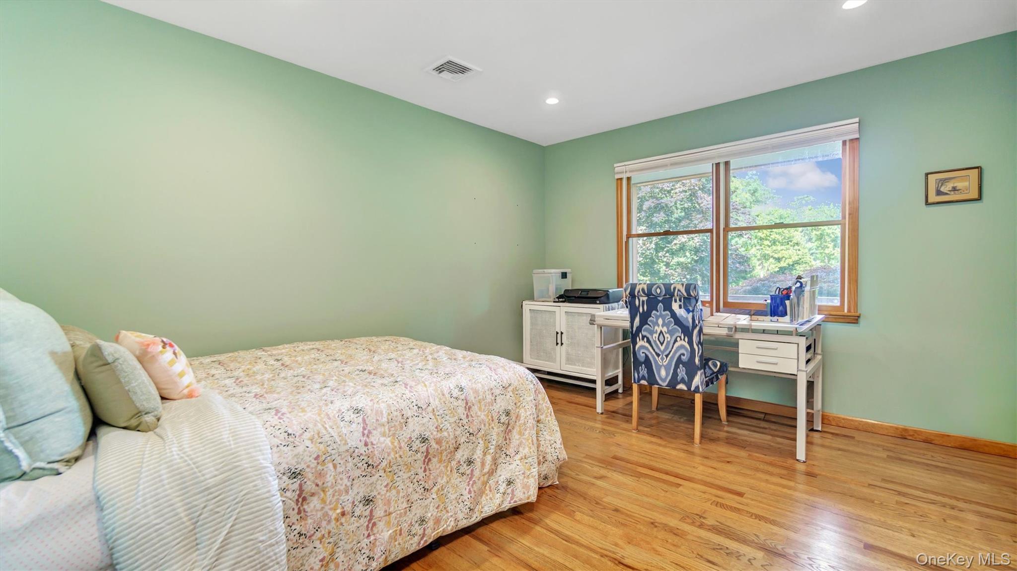 181 Landing Lane, Baiting Hollow, NY 11933