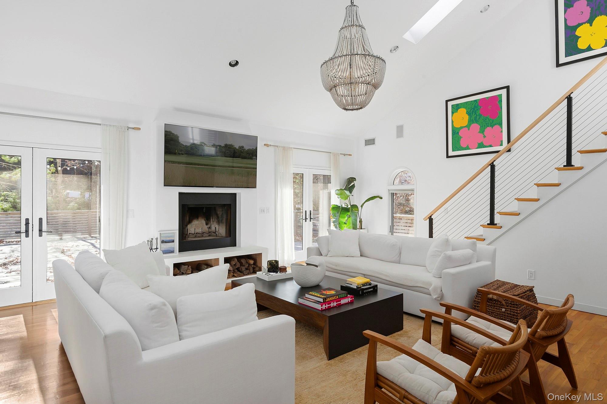 6 James Street, East Hampton, NY 11937