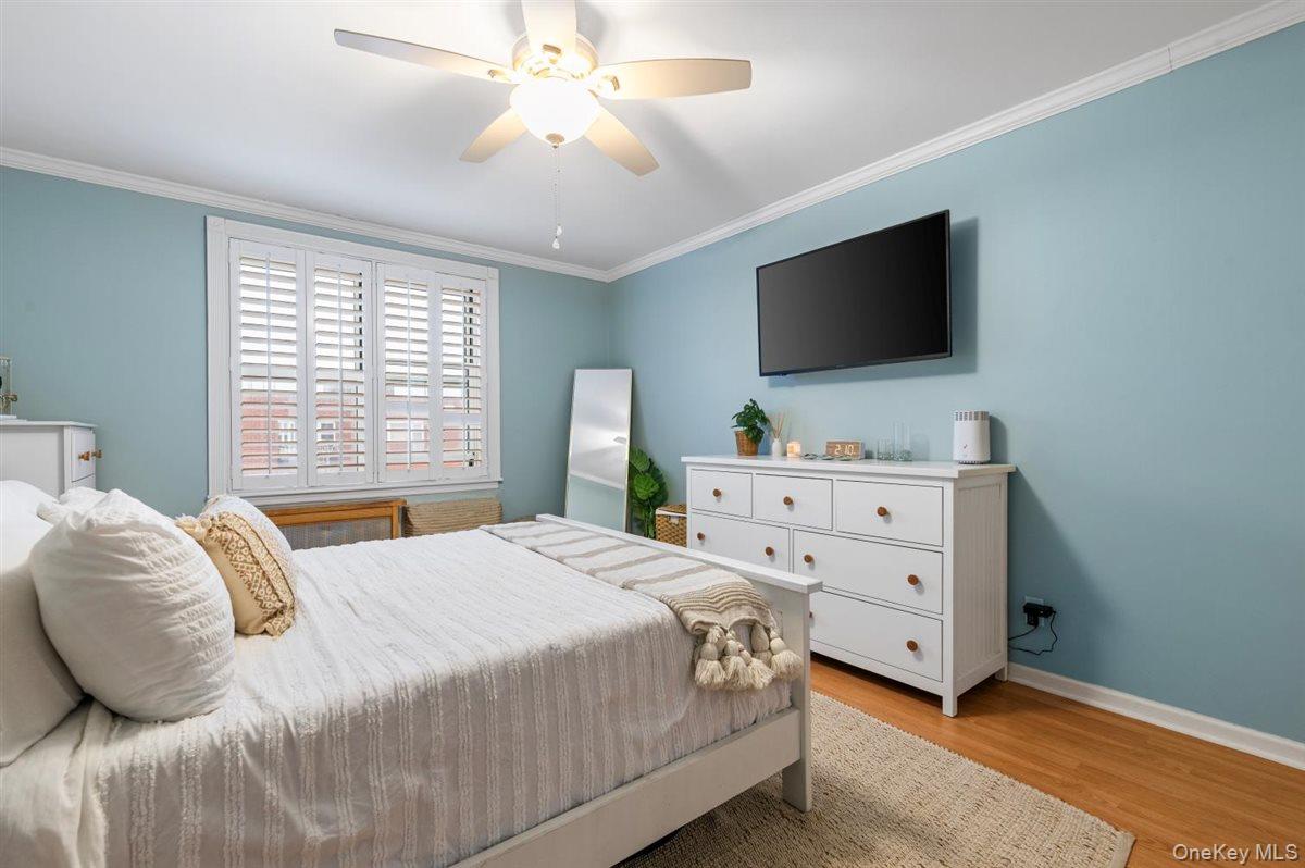 700 Shore Road # 7Y, Long Beach, NY 11561