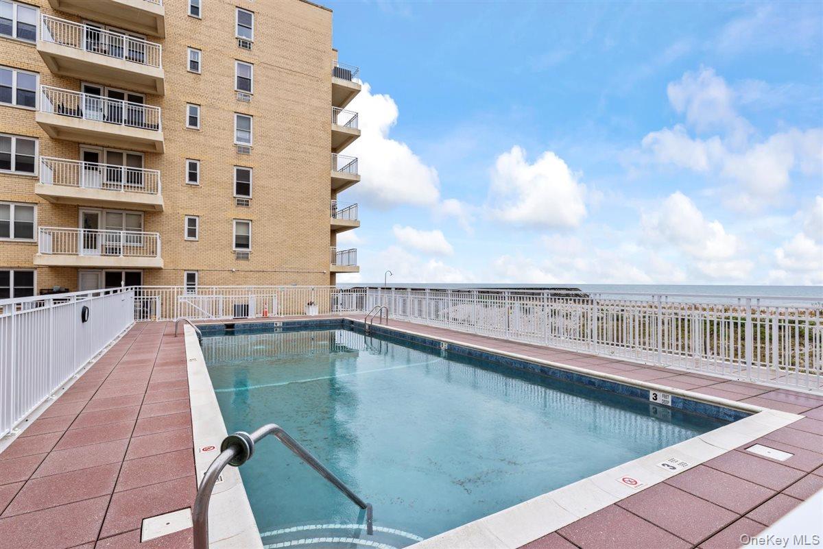700 Shore Road # 7Y, Long Beach, NY 11561