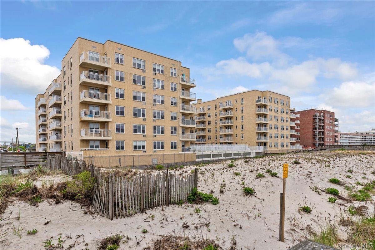 700 Shore Road # 7Y, Long Beach, NY 11561