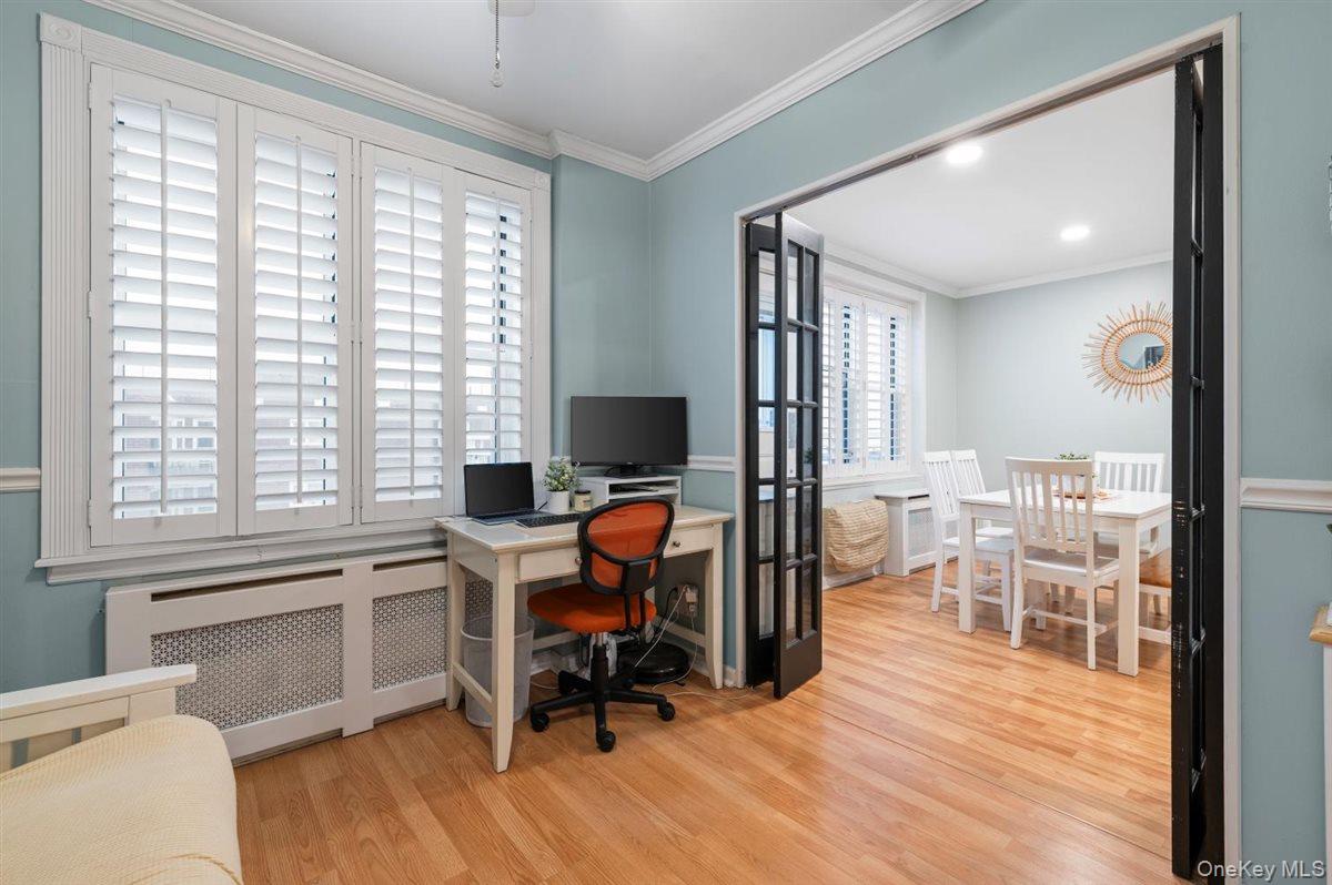 700 Shore Road # 7Y, Long Beach, NY 11561