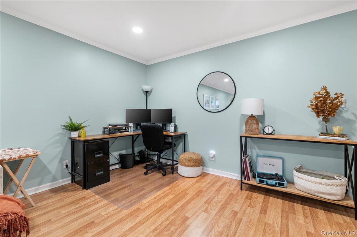 700 Shore Road # 7Y, Long Beach, NY 11561