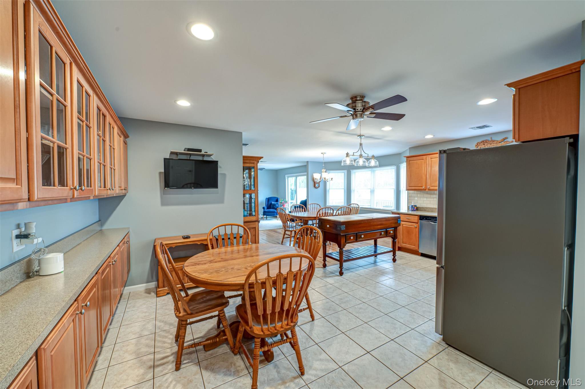 68 Vineyard Way, Aquebogue, NY 11931