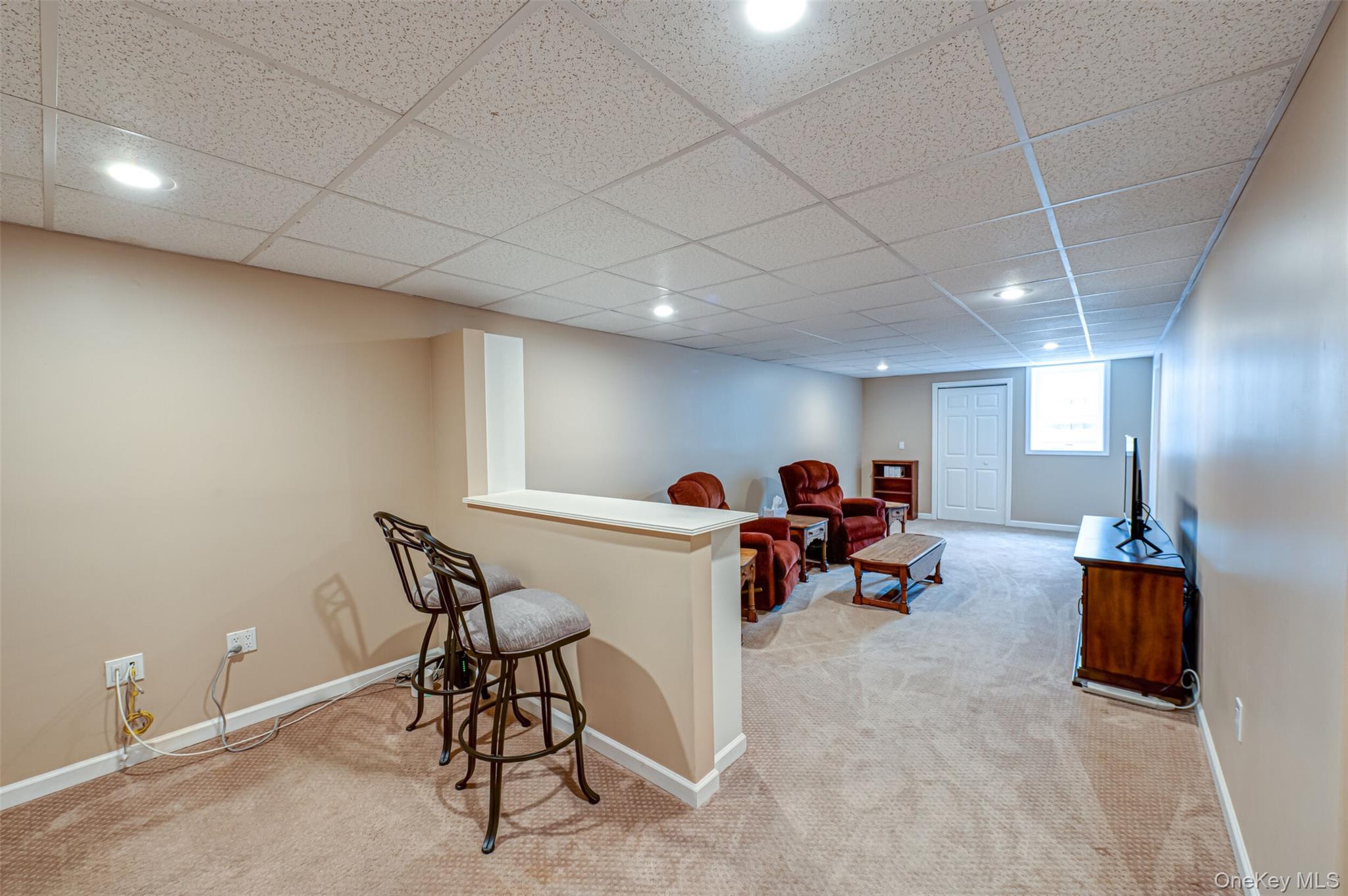 68 Vineyard Way, Aquebogue, NY 11931