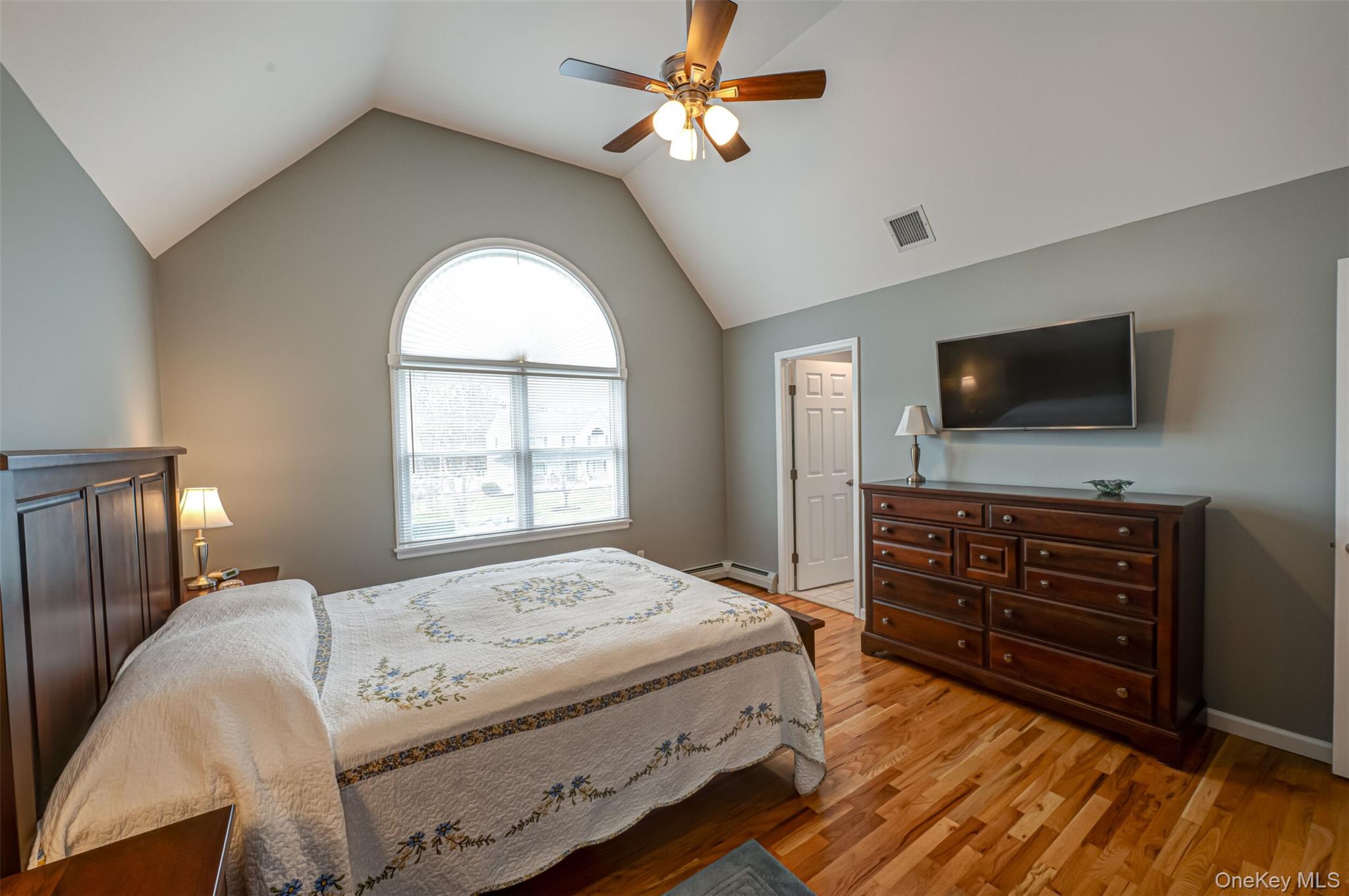 68 Vineyard Way, Aquebogue, NY 11931