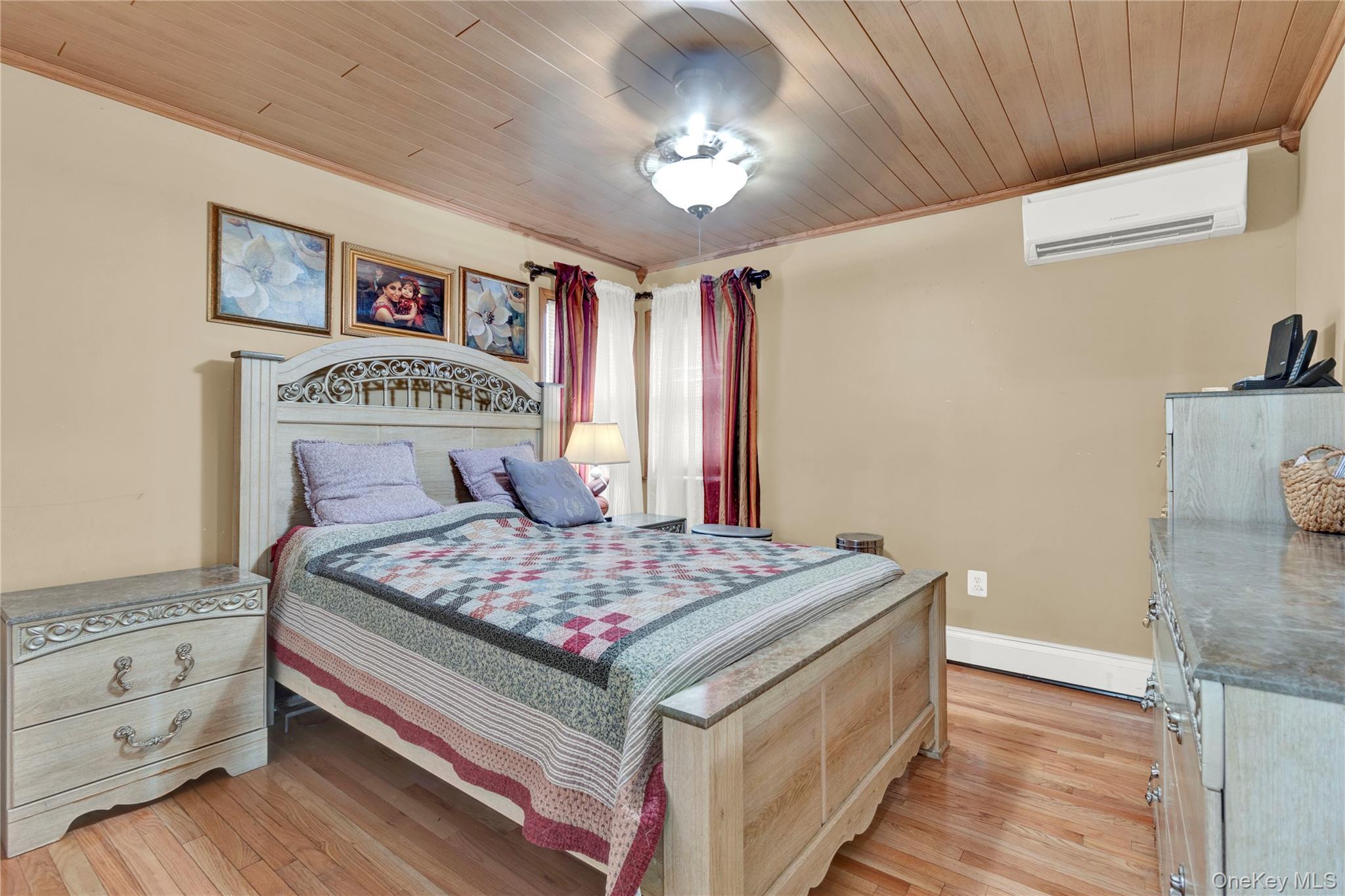 171 Cottage Boulevard, Hicksville, NY 11801