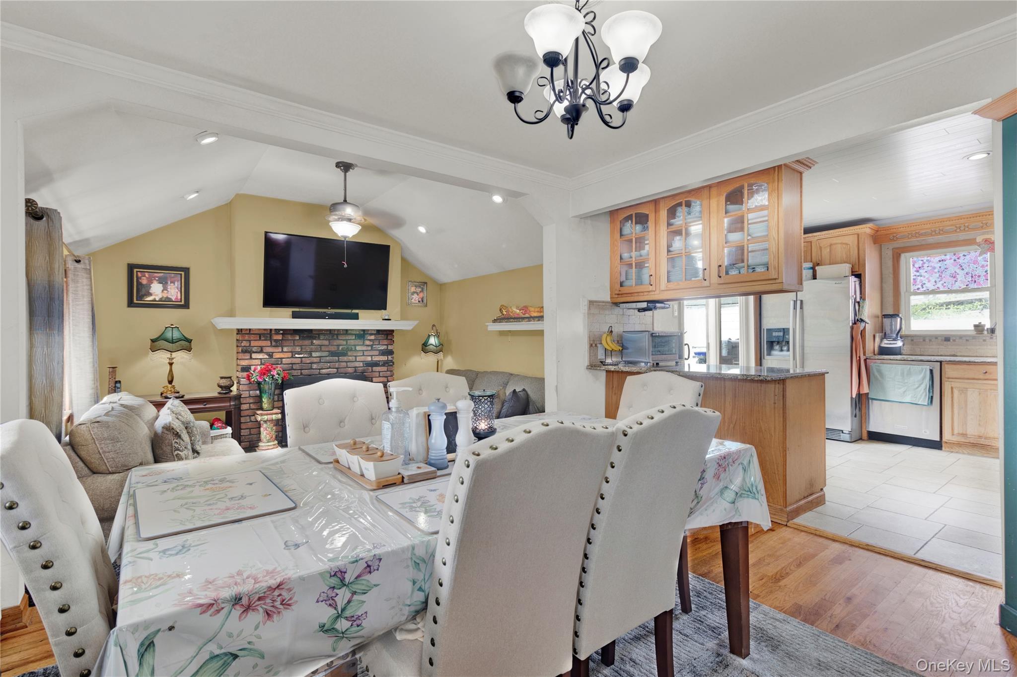 171 Cottage Boulevard, Hicksville, NY 11801