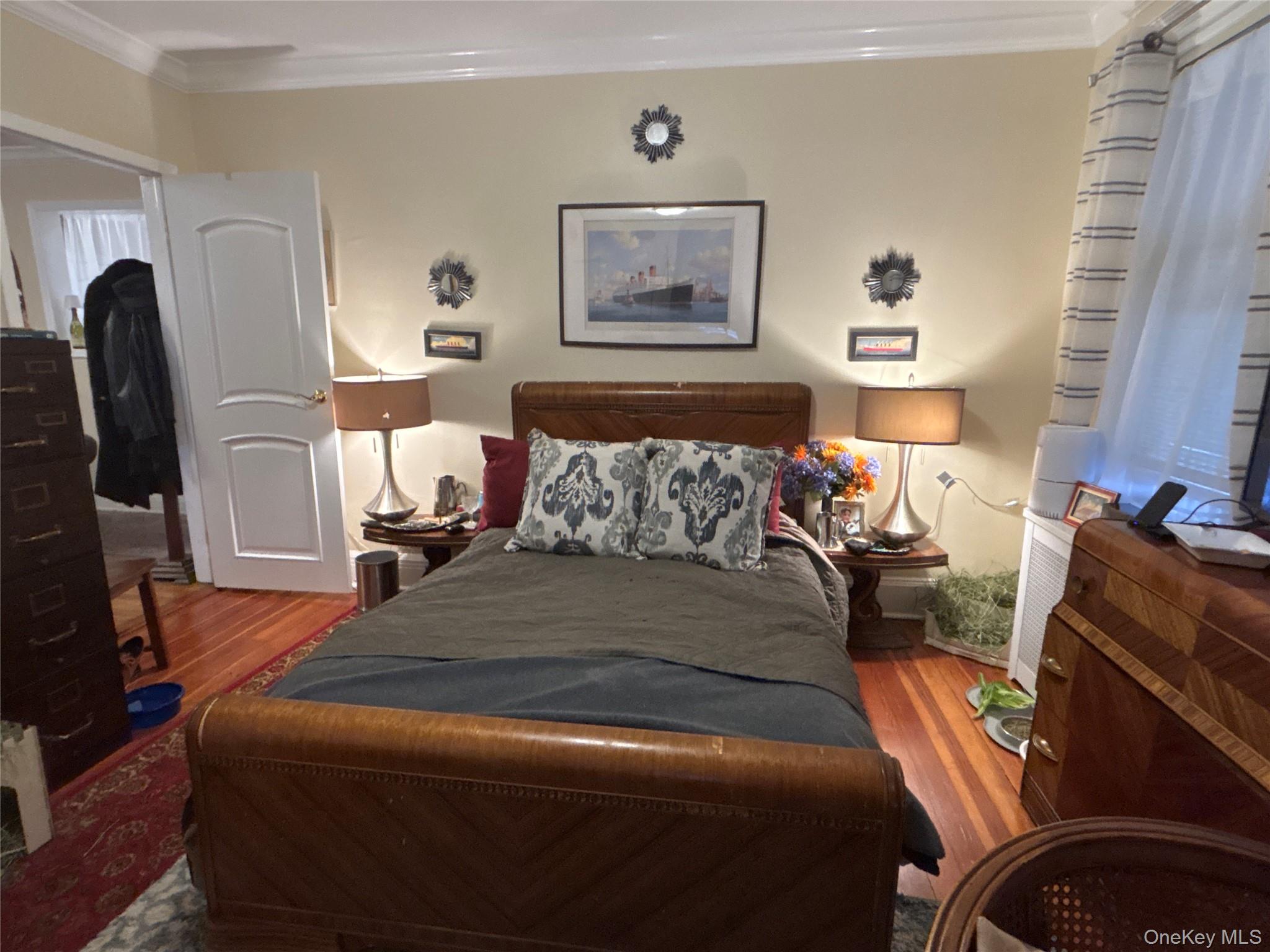 30 Hicks Lane # Apt 1, Great Neck, NY 11024