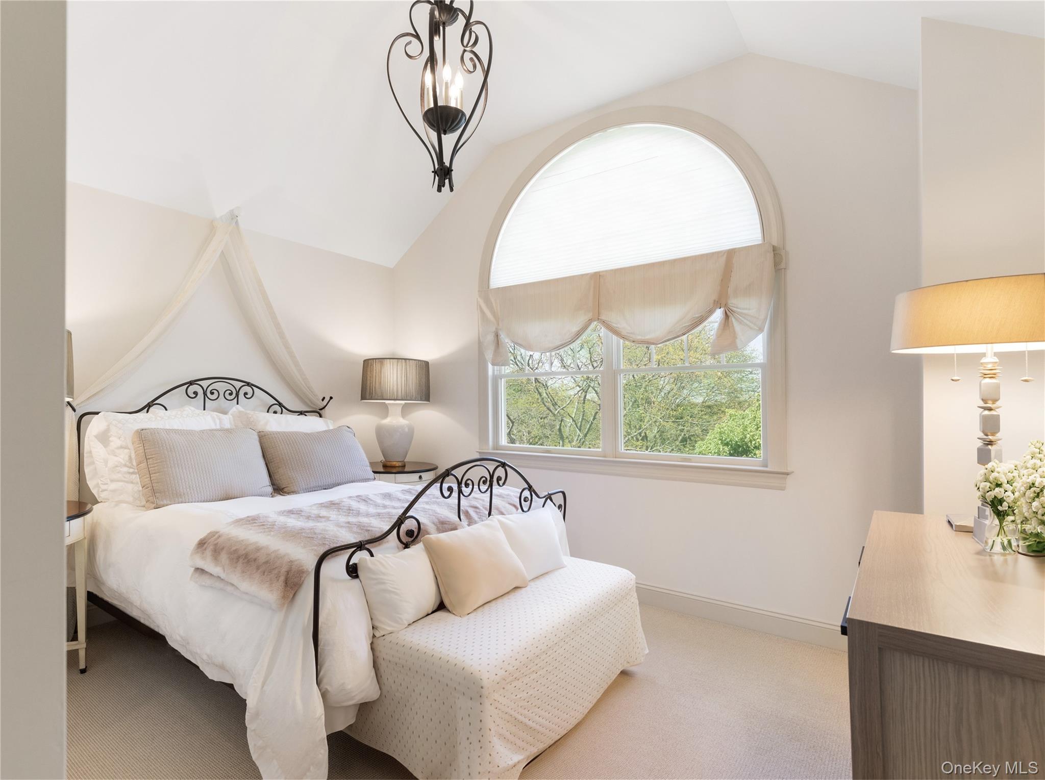 7 Stillwaters Lane, Westhampton Beach, NY 11978