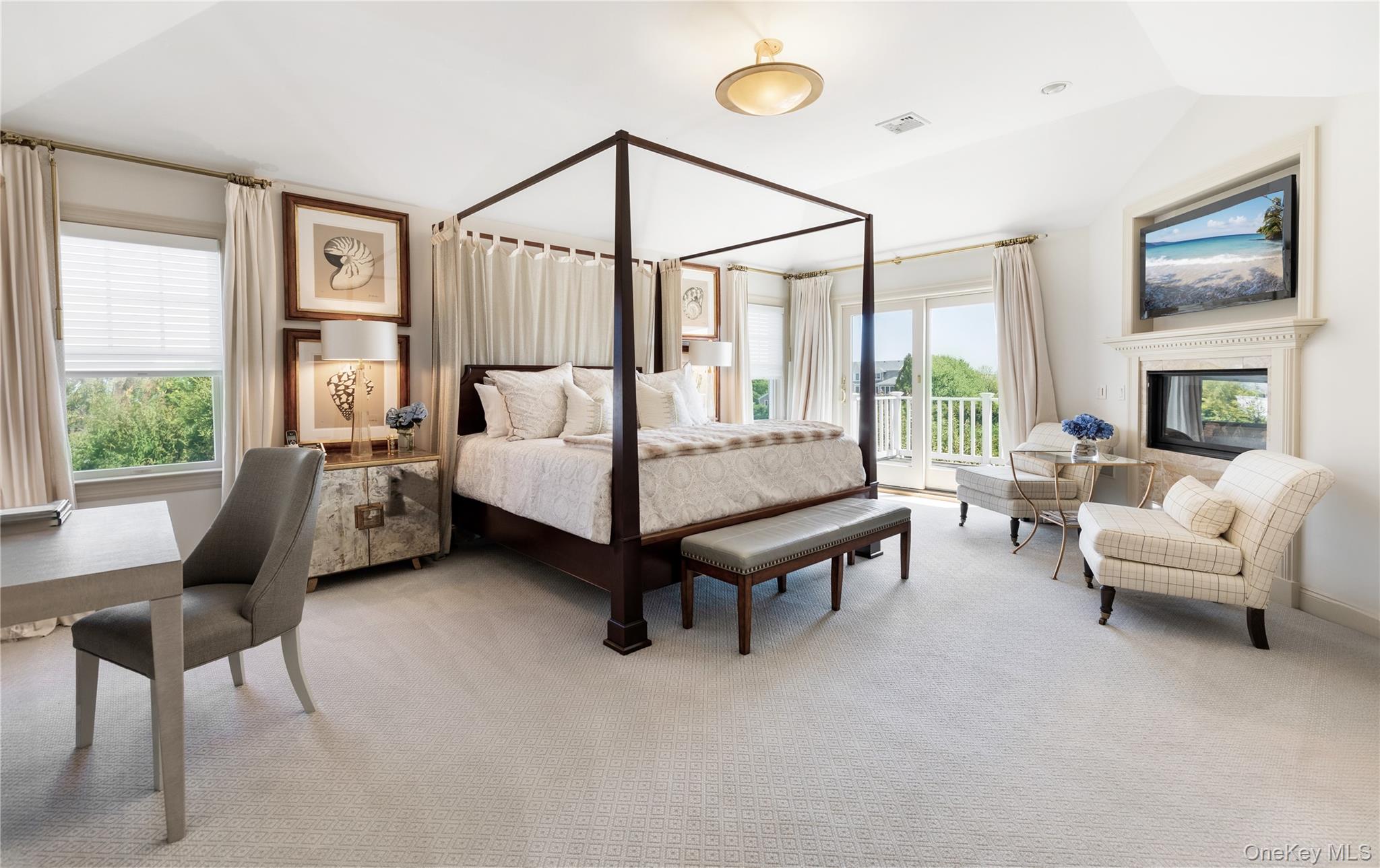 7 Stillwaters Lane, Westhampton Beach, NY 11978