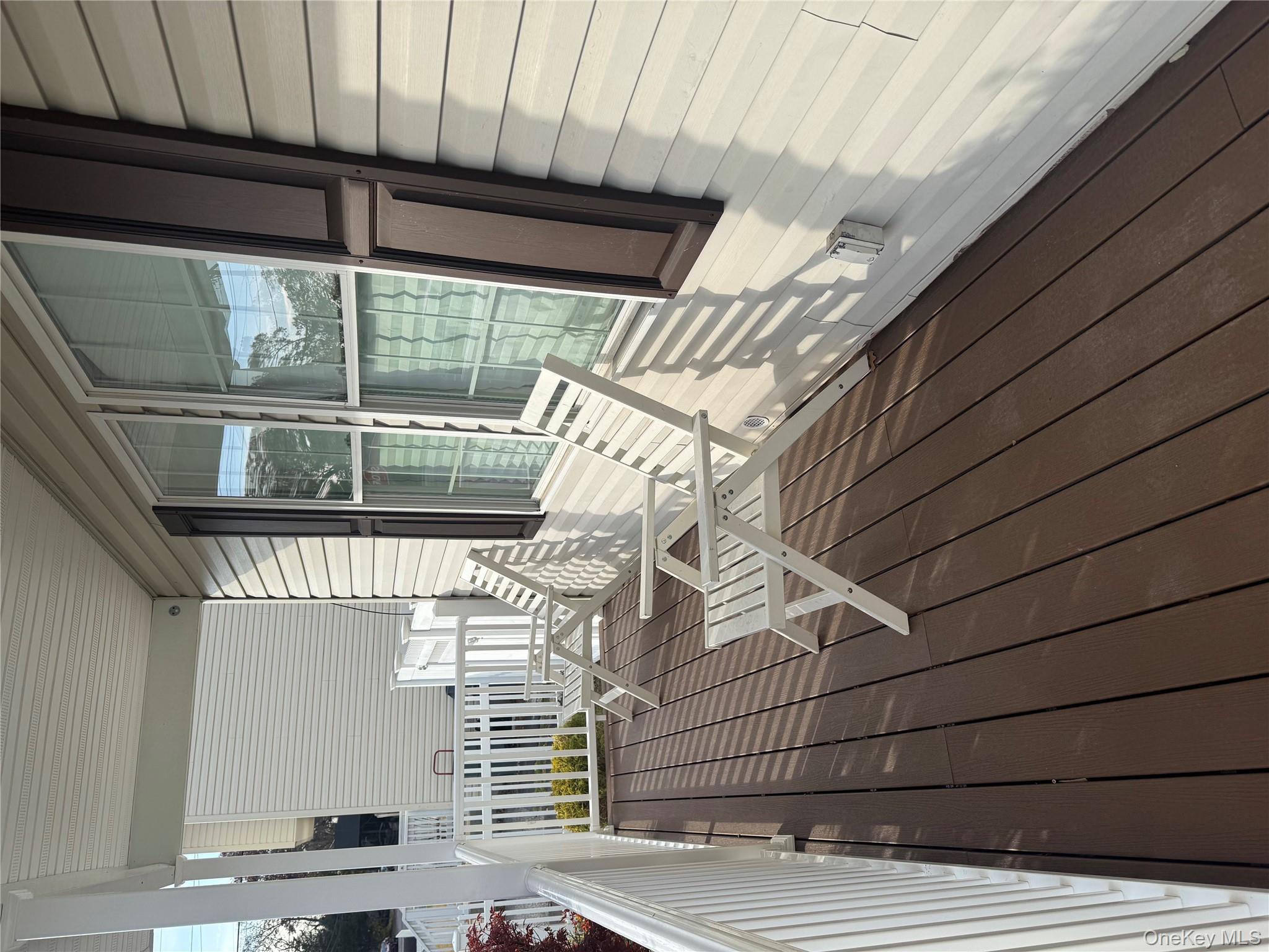 11 Elm Street, Islip, NY 11751