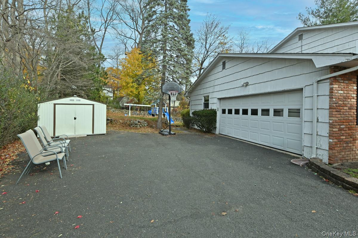 25 Flint Drive, Spring Valley, NY 10977