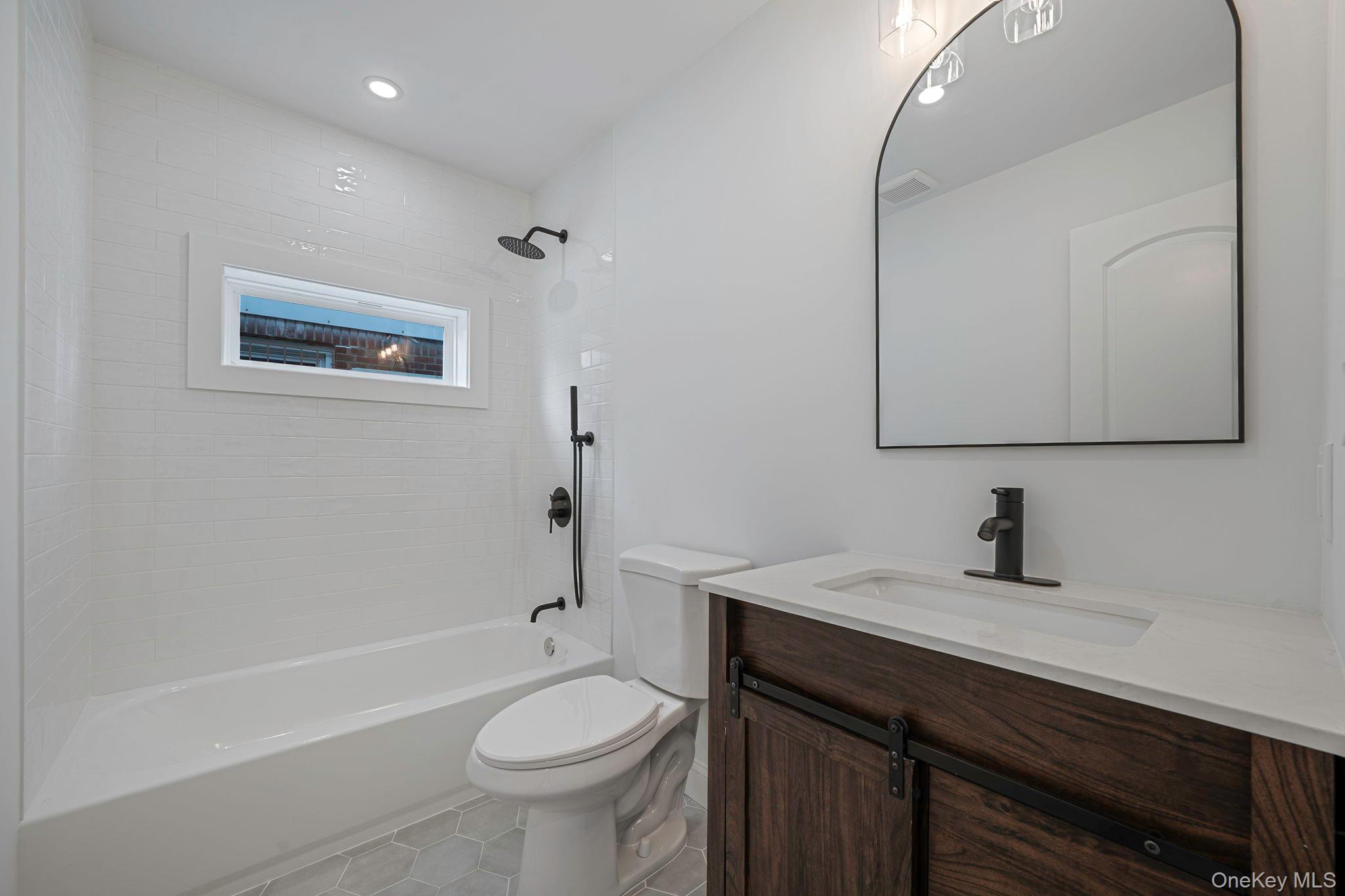 215 W Marie Street, Hicksville, NY 11801