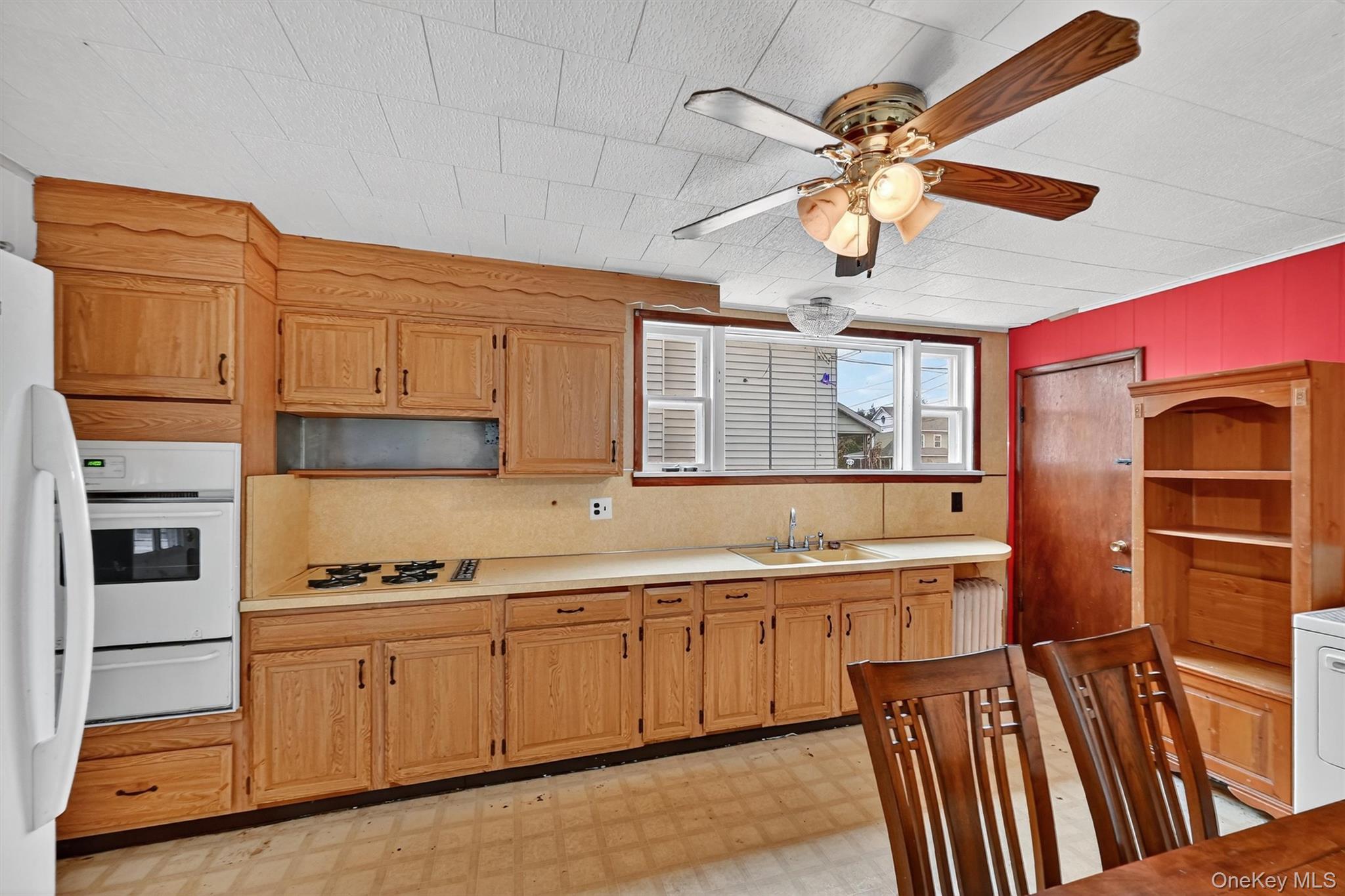 14 Kingston Avenue, Port Jervis, NY 12771