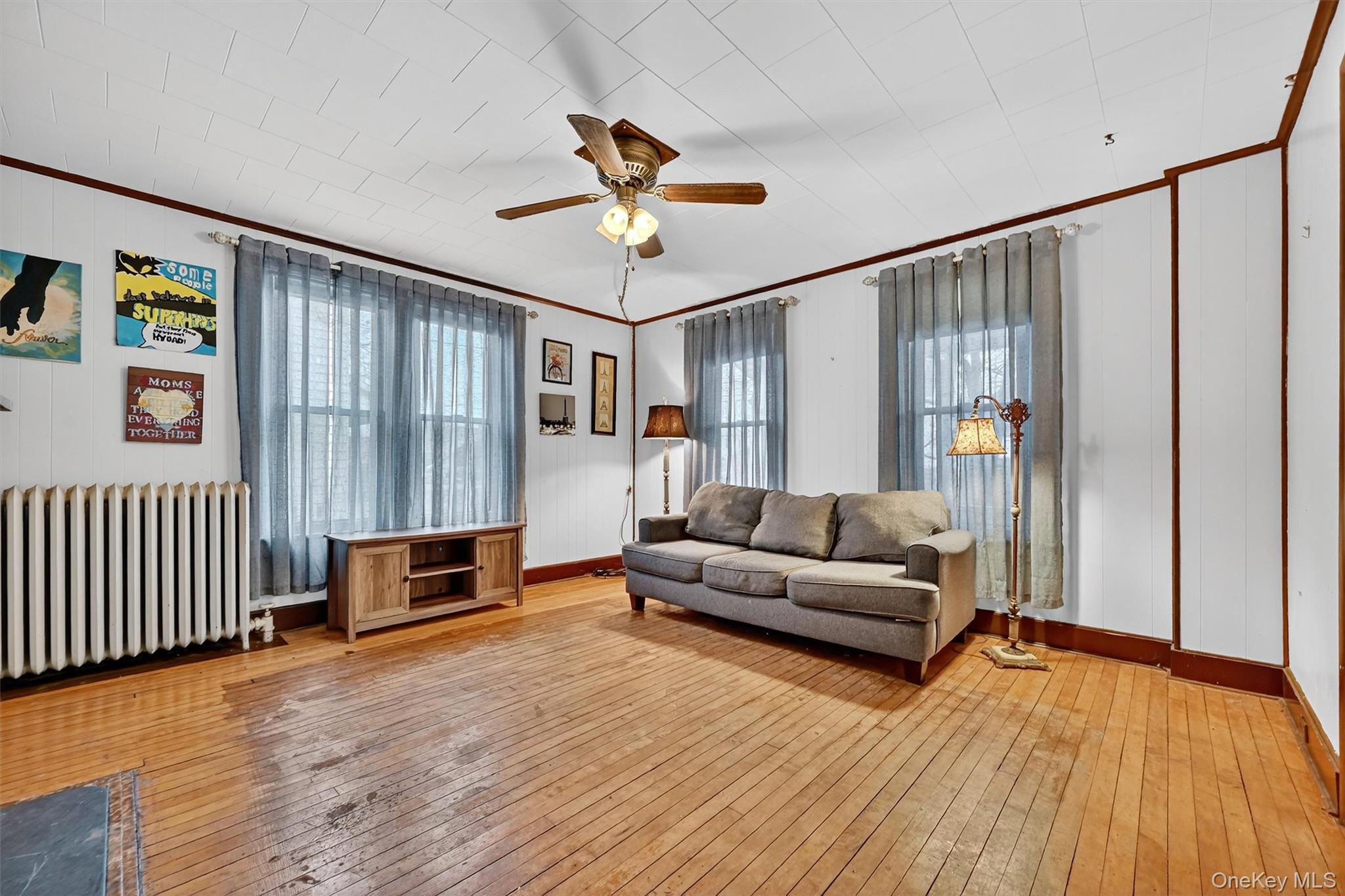 14 Kingston Avenue, Port Jervis, NY 12771