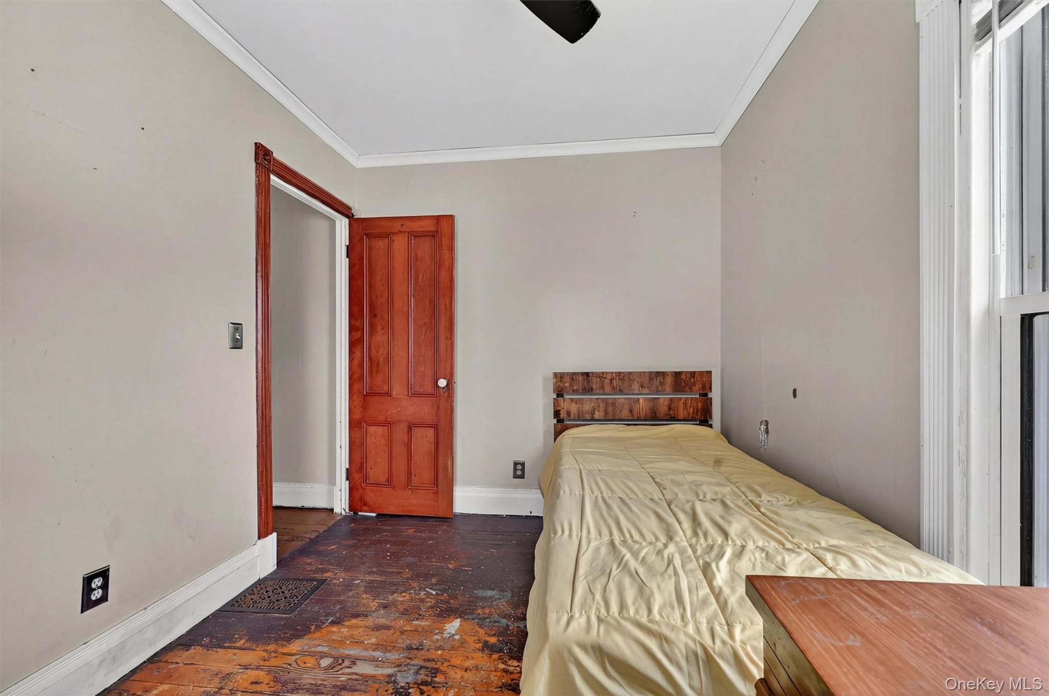 14 Kingston Avenue, Port Jervis, NY 12771