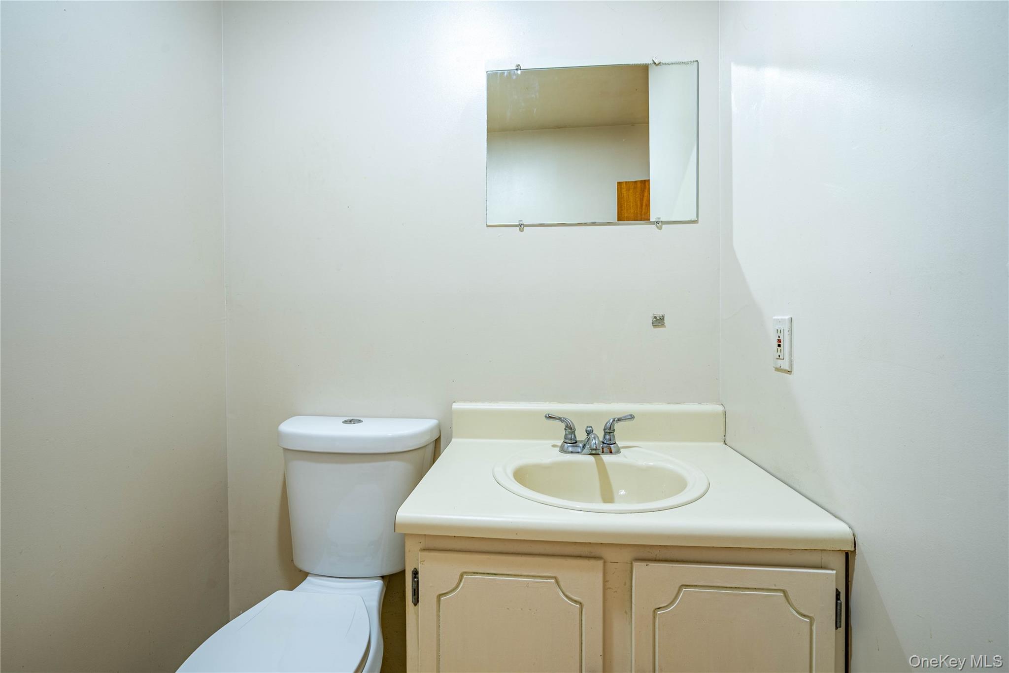 6 Eaton Court, Middletown, NY 10940