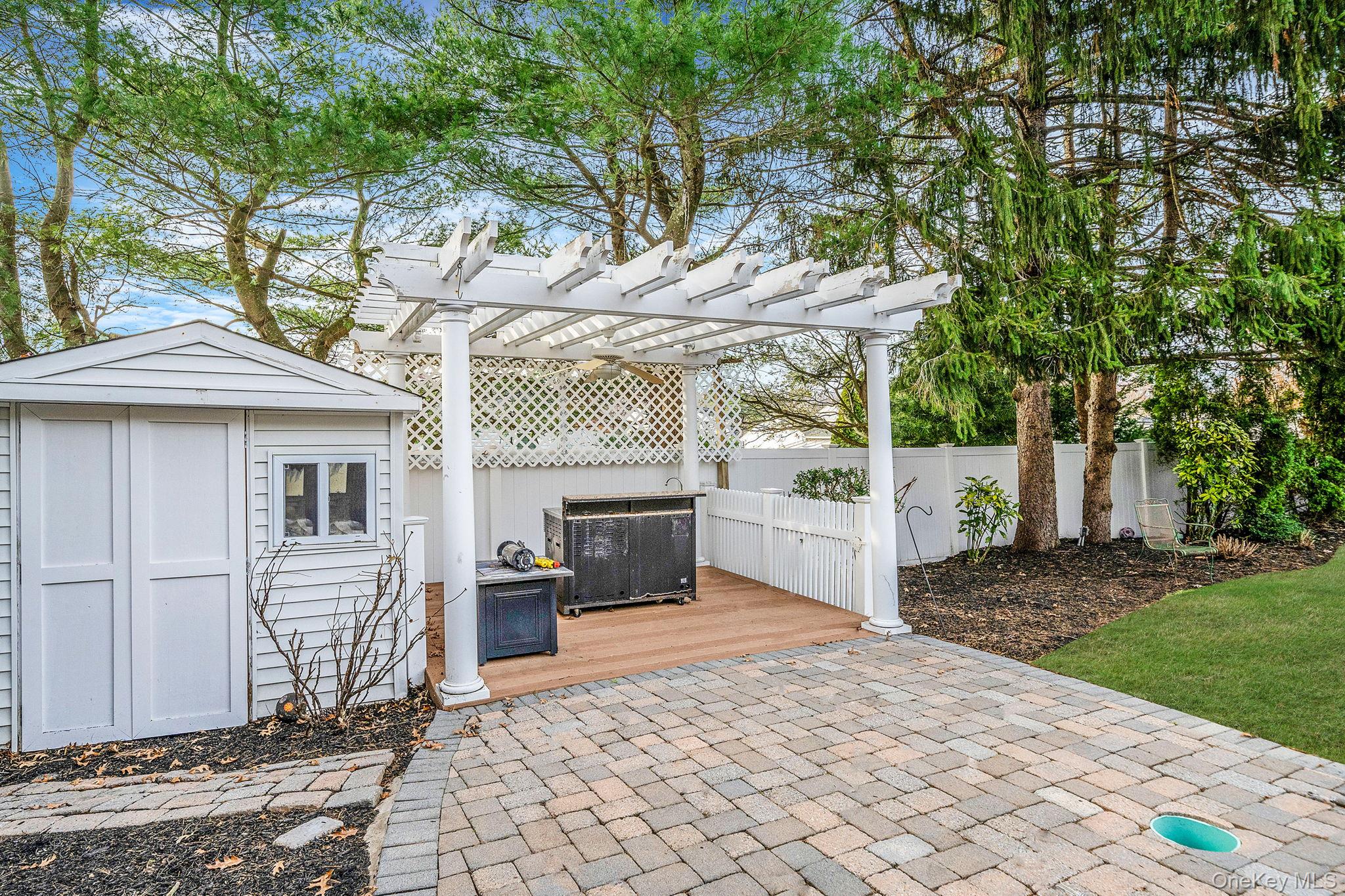 310 Terry Road, Smithtown, NY 11787