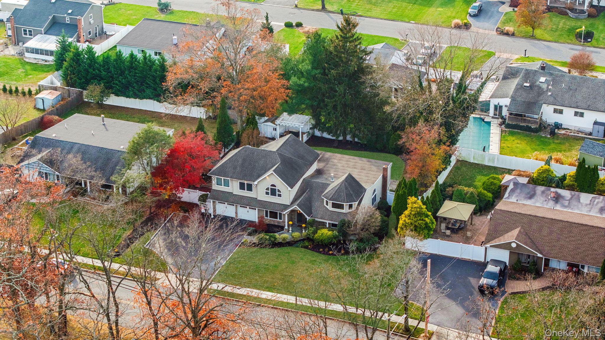 310 Terry Road, Smithtown, NY 11787