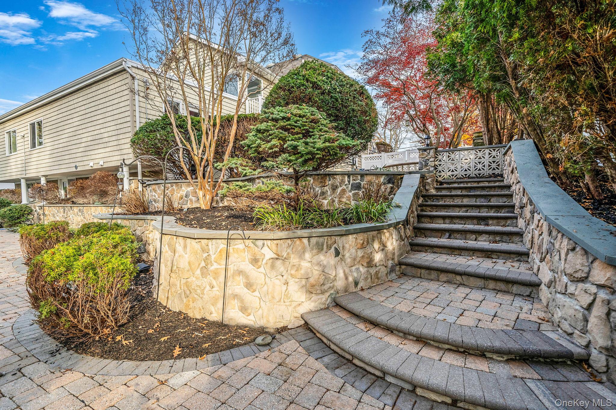 310 Terry Road, Smithtown, NY 11787