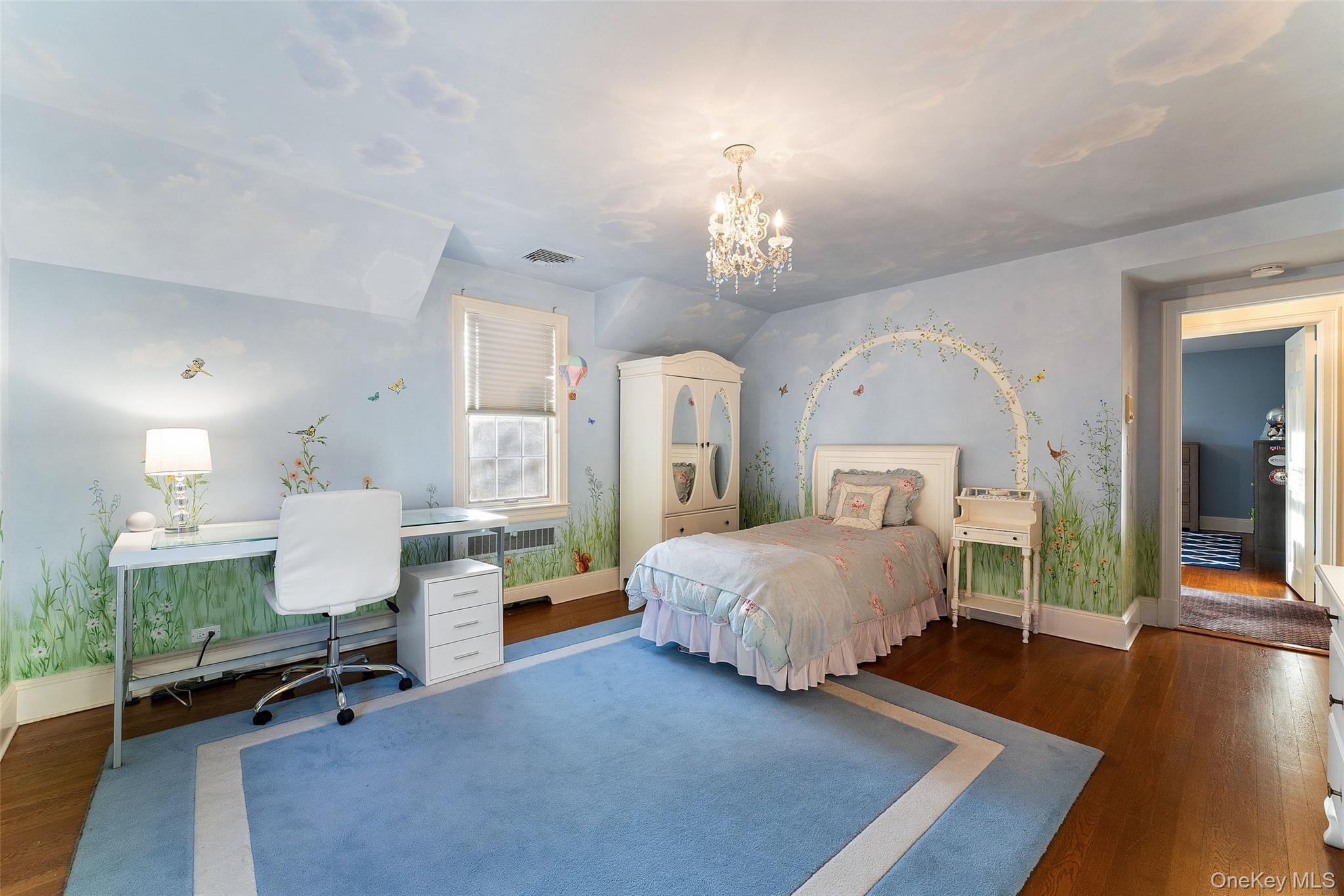 24 Olmsted Road, Scarsdale, NY 10583