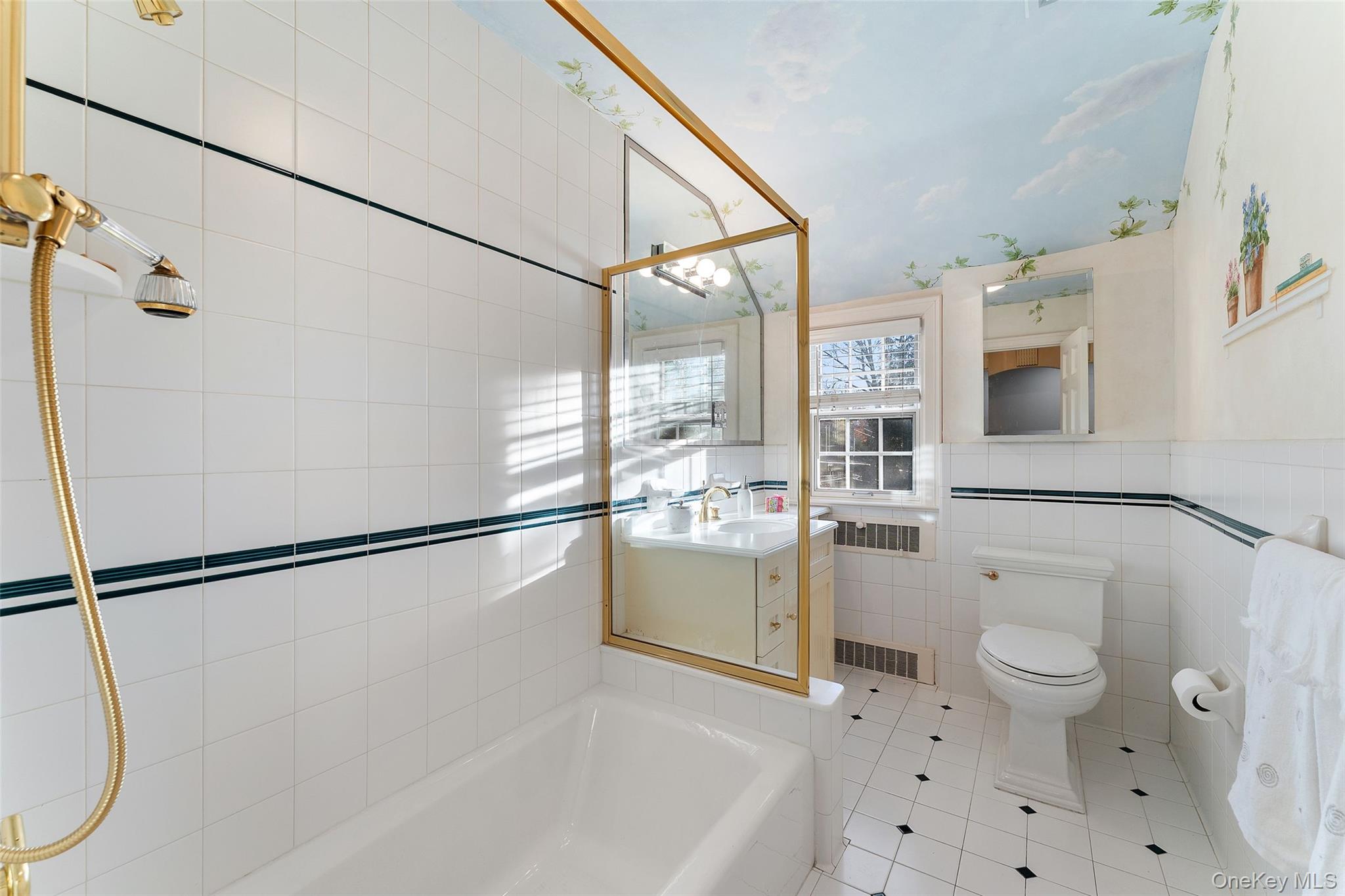 24 Olmsted Road, Scarsdale, NY 10583