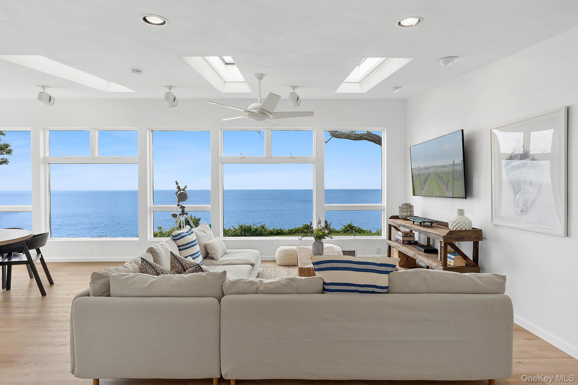 31059 County Road 48, Peconic, NY 11958