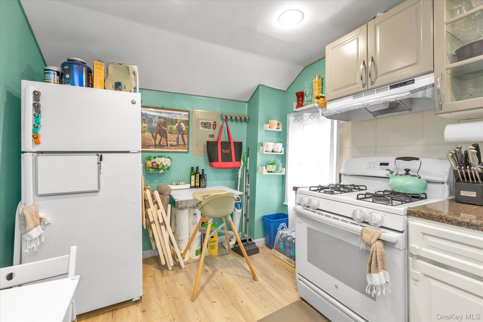 21812 141st Road, Laurelton, NY 11413