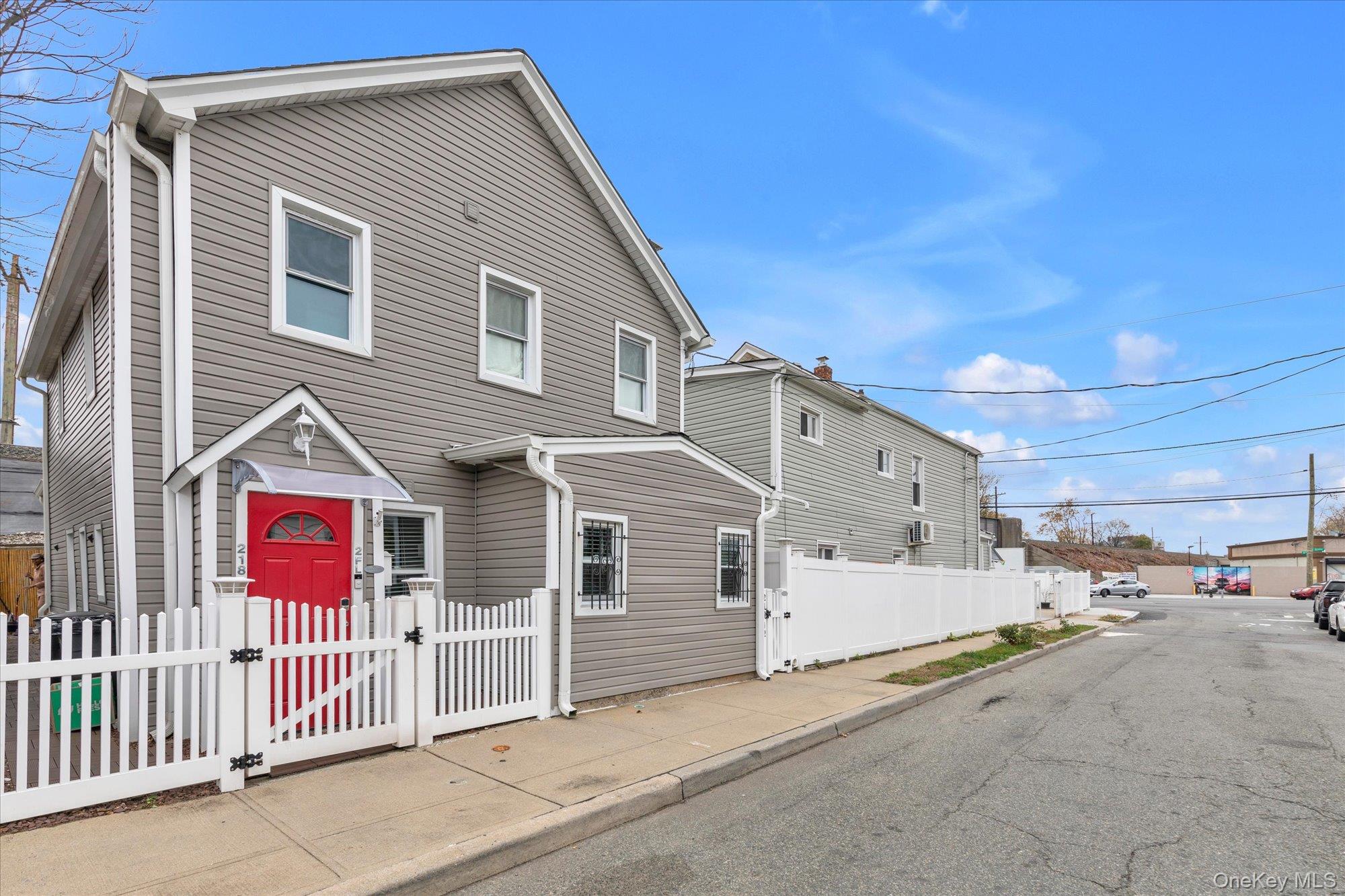 21812 141st Road, Laurelton, NY 11413