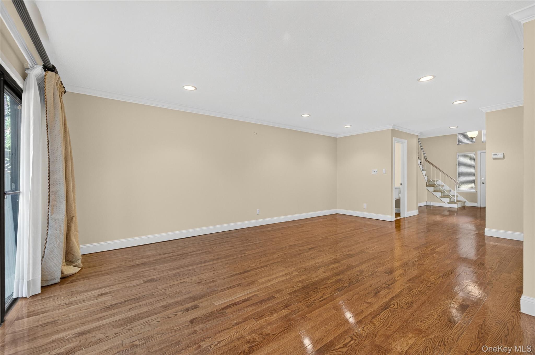 7 Meadowood Drive, Jericho, NY 11753