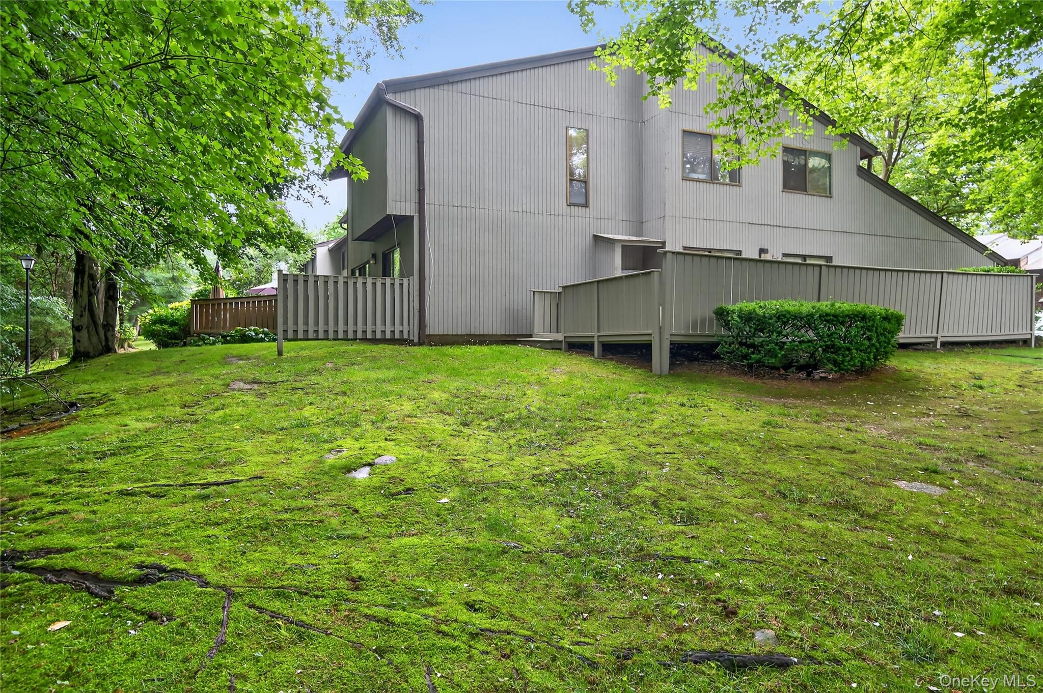 7 Meadowood Drive, Jericho, NY 11753