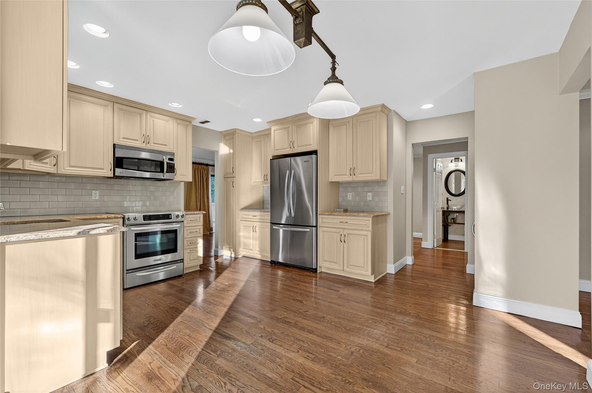 7 Meadowood Drive, Jericho, NY 11753