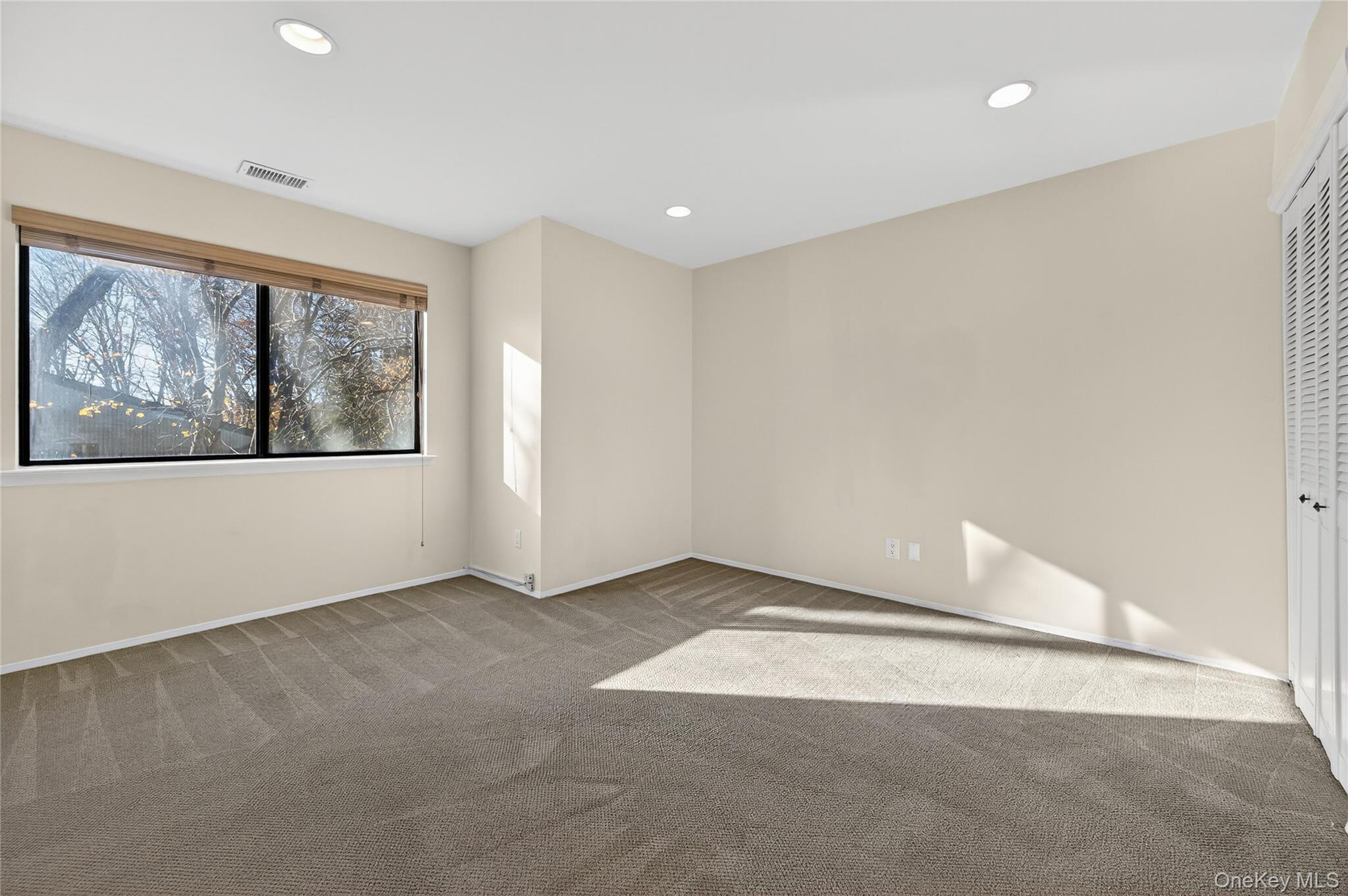 7 Meadowood Drive, Jericho, NY 11753