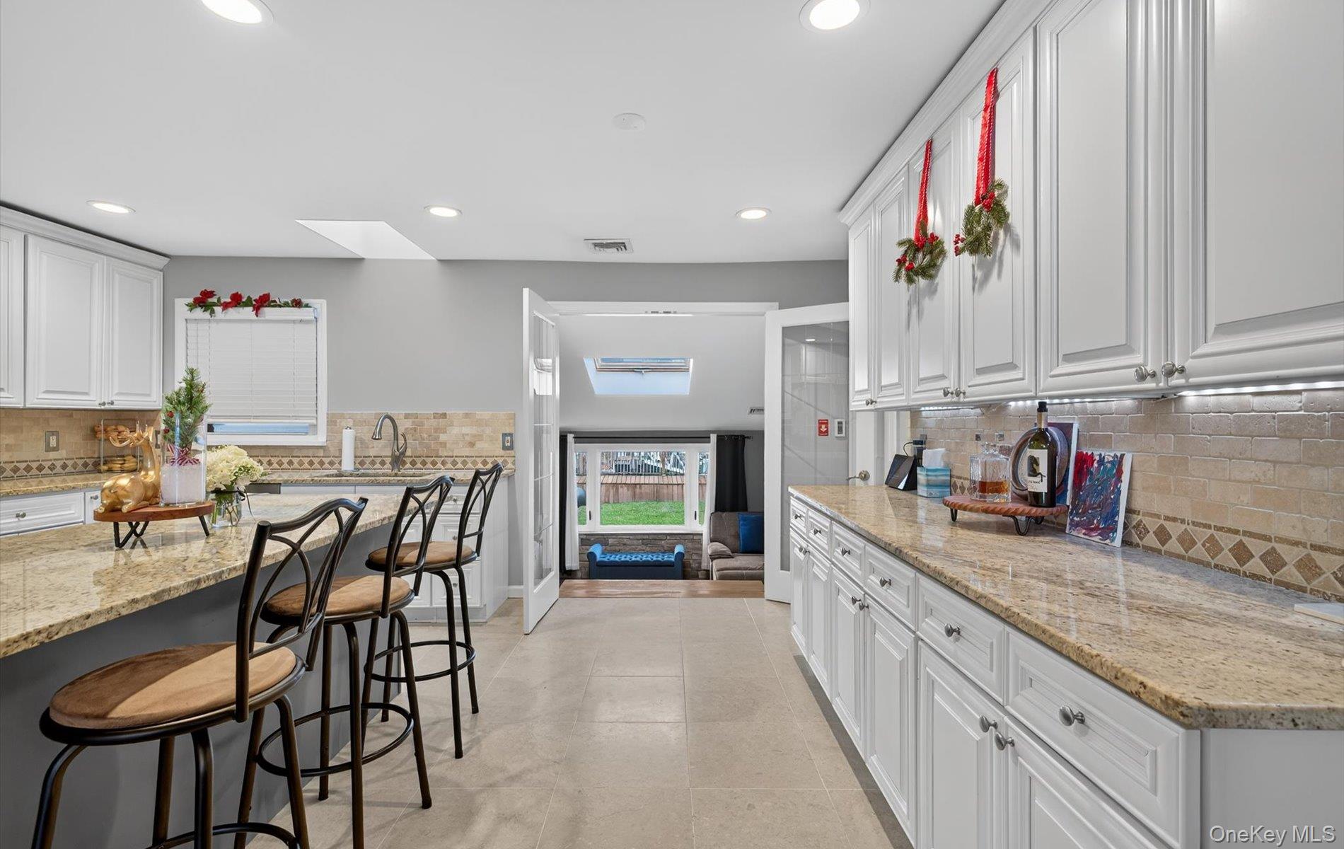 54 W 2nd Street, Freeport, NY 11520