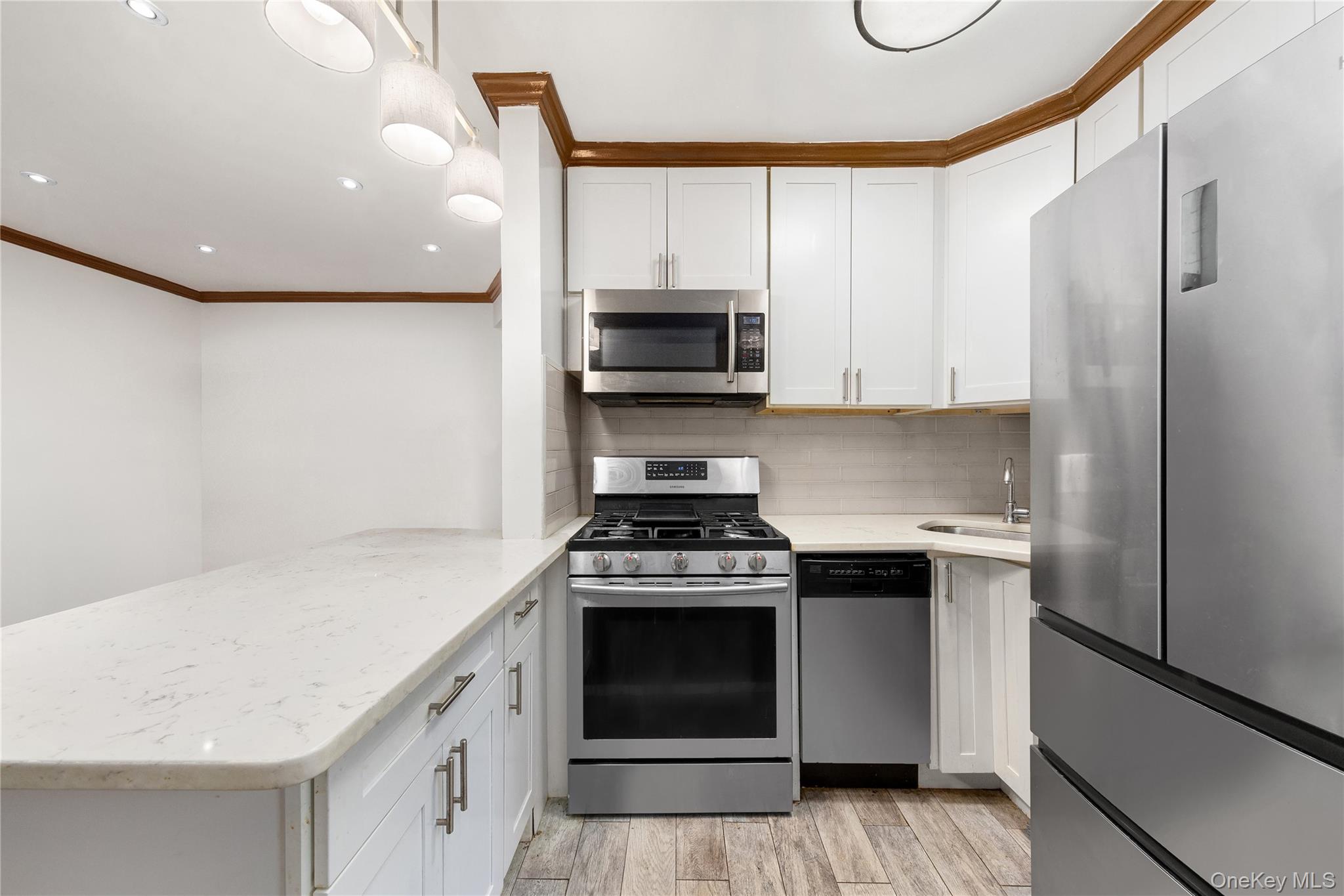 88-10 34th Avenue # 1 H, Jackson Heights, NY 11372