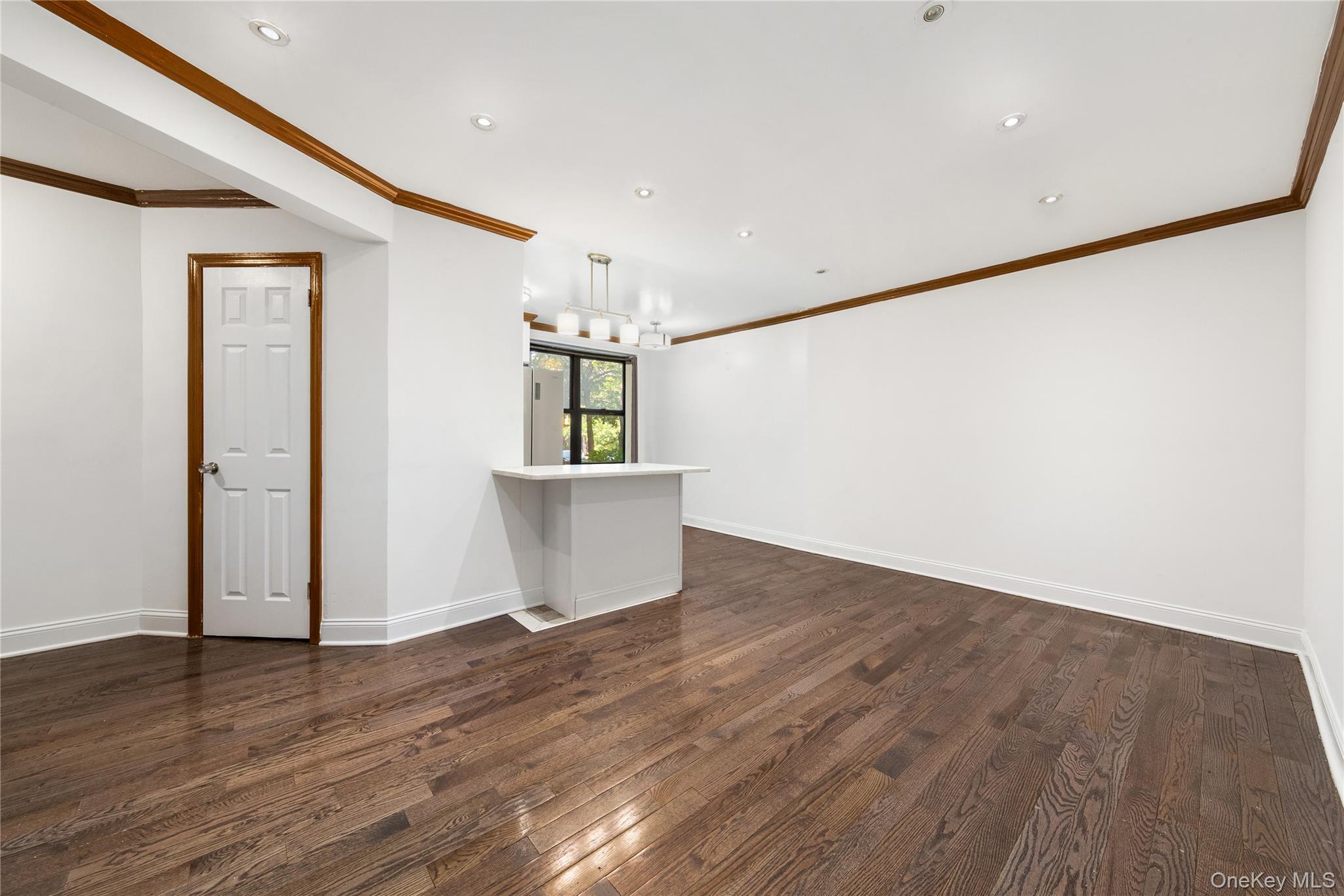 88-10 34th Avenue # 1 H, Jackson Heights, NY 11372