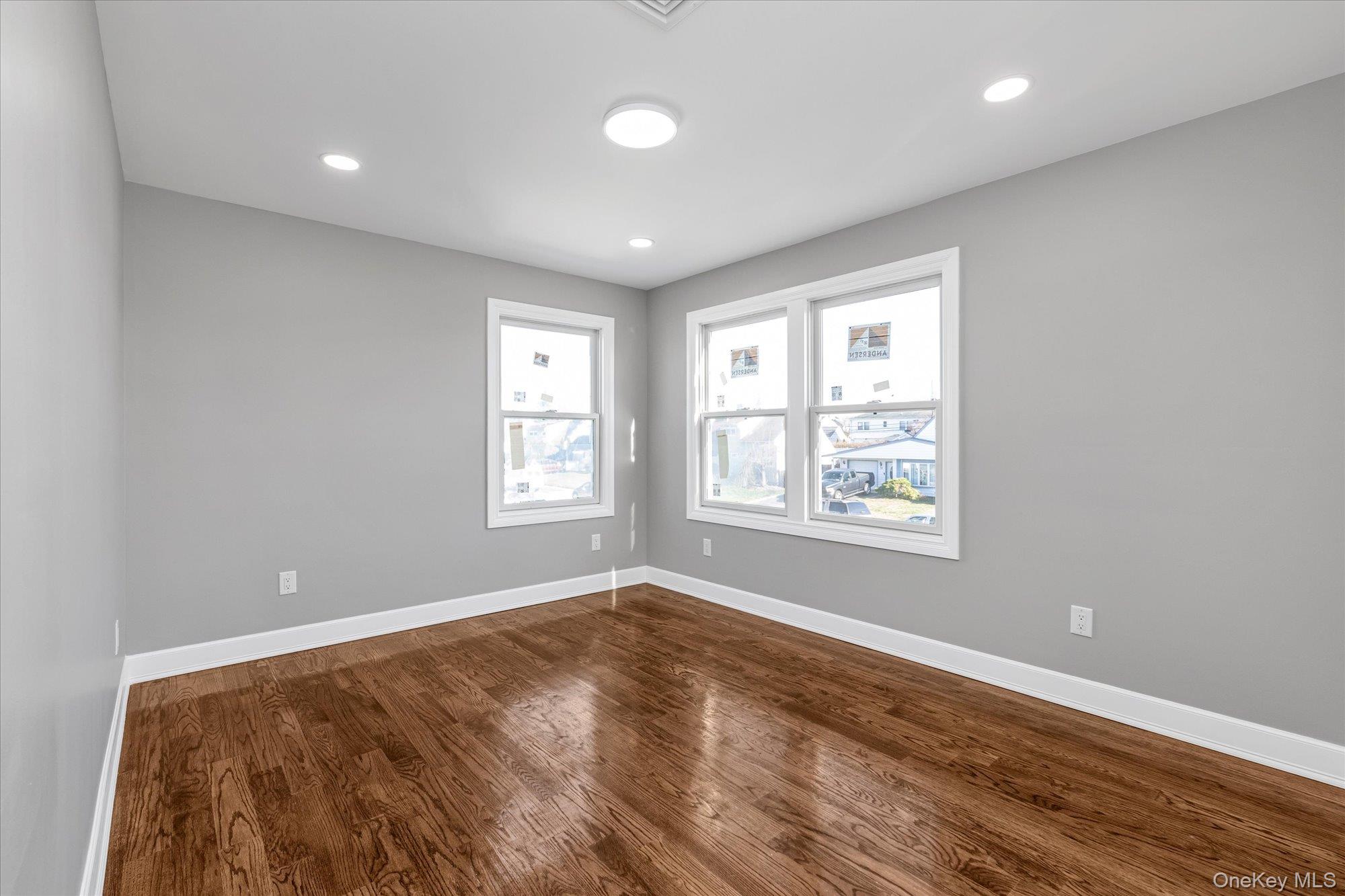 33 Prentice Road, Levittown, NY 11756