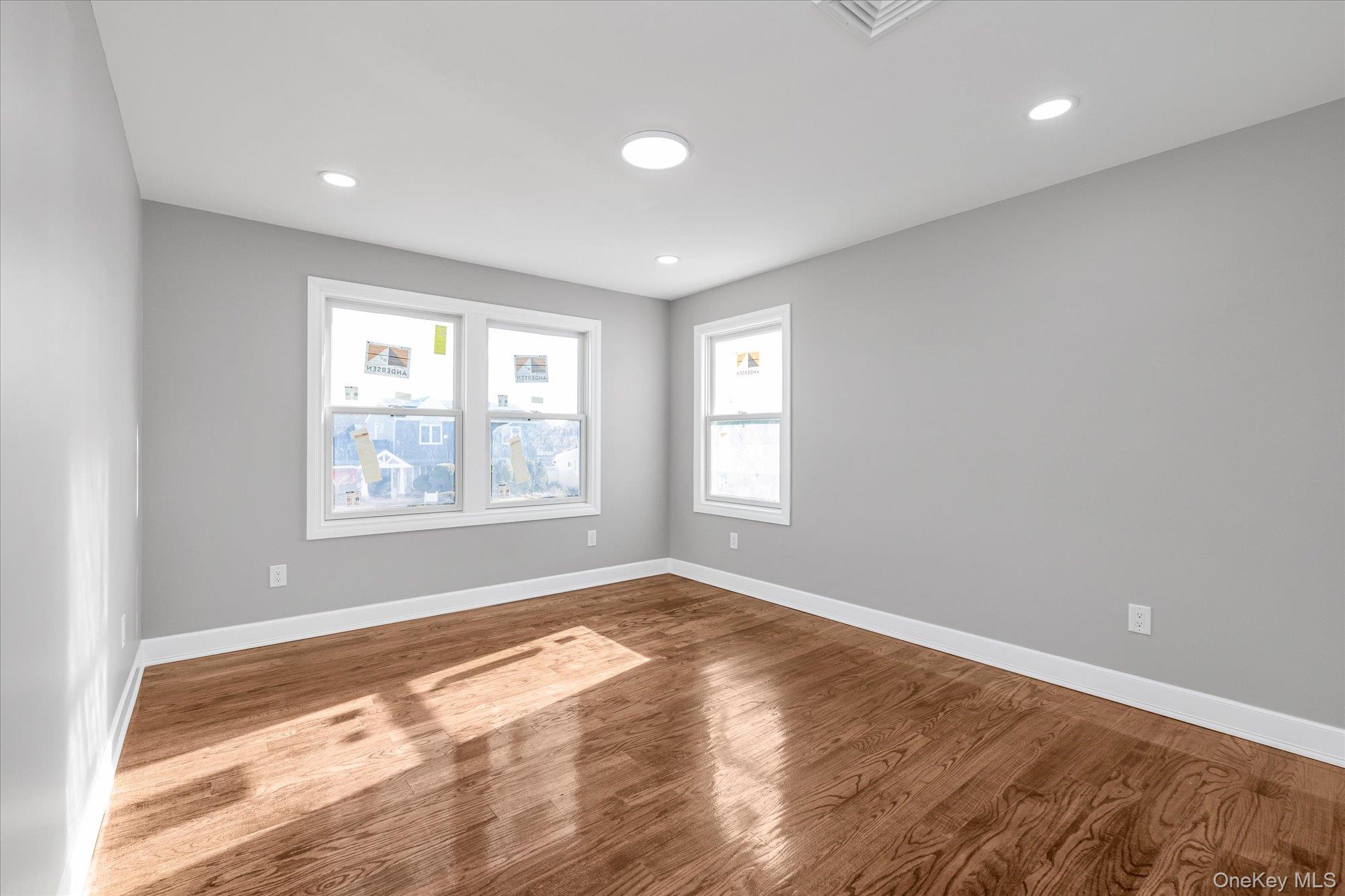 33 Prentice Road, Levittown, NY 11756