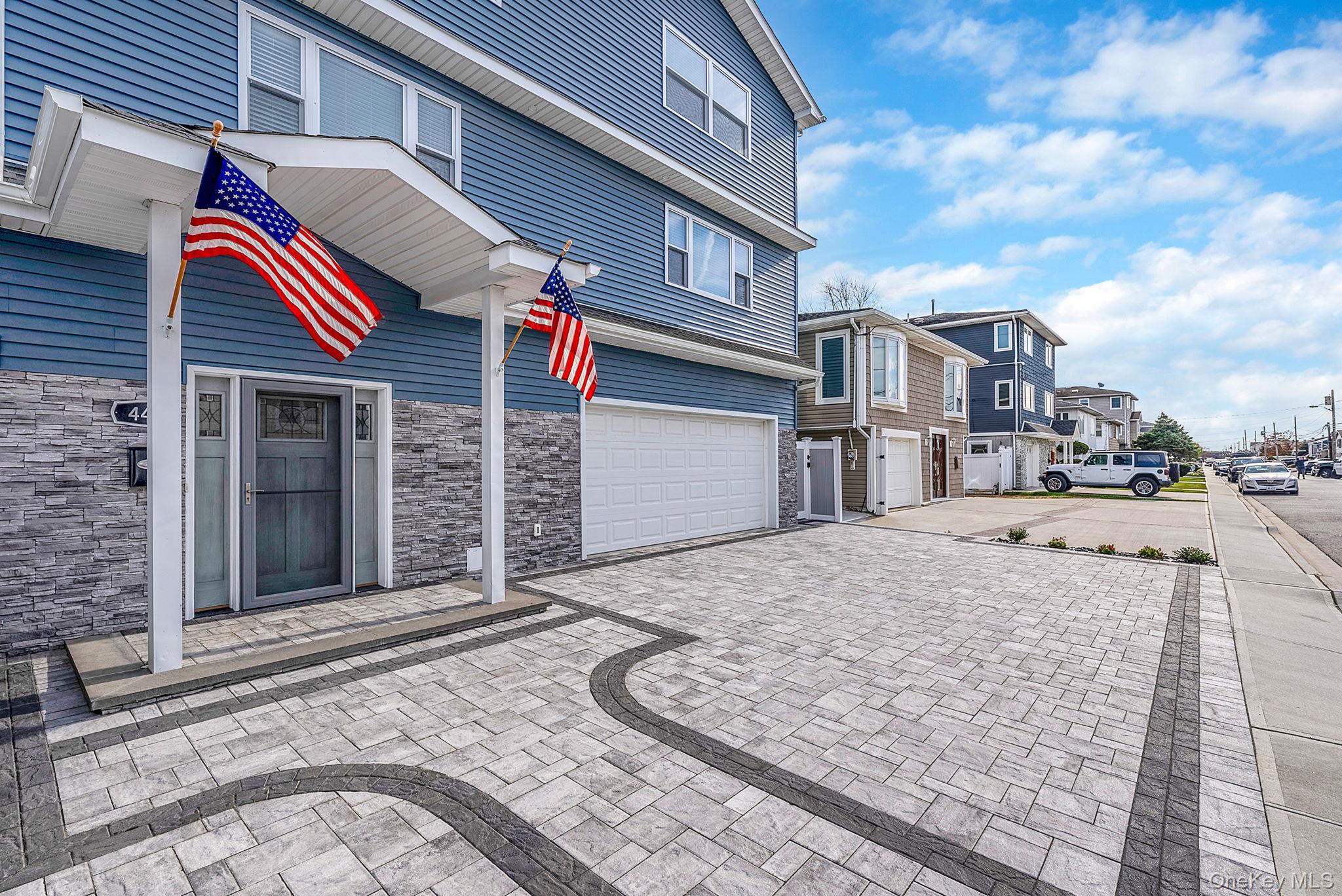 449 Nassau Avenue, Freeport, NY 11520