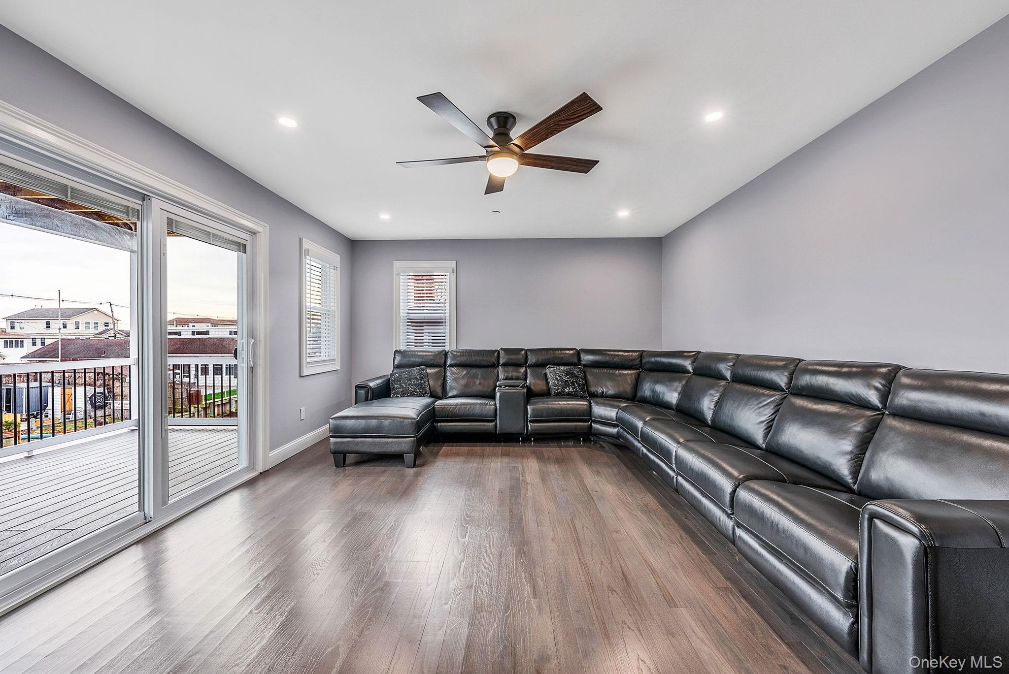 449 Nassau Avenue, Freeport, NY 11520