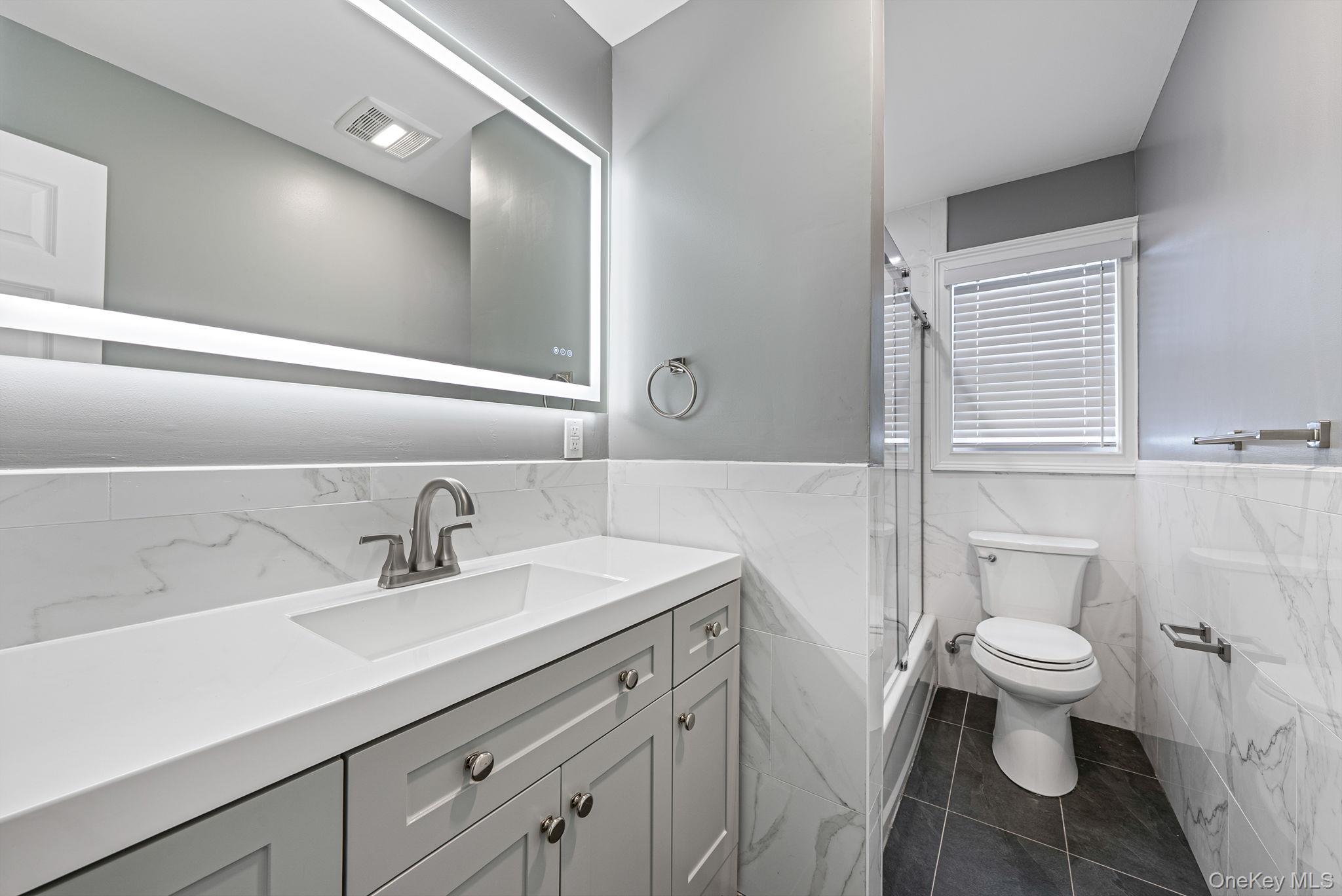 449 Nassau Avenue, Freeport, NY 11520