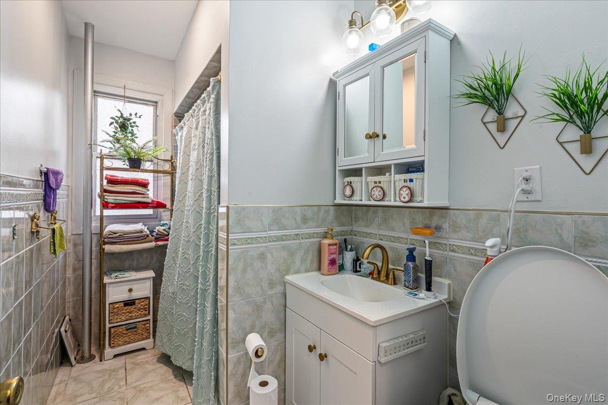 938 Troy Avenue, Brooklyn, NY 11203