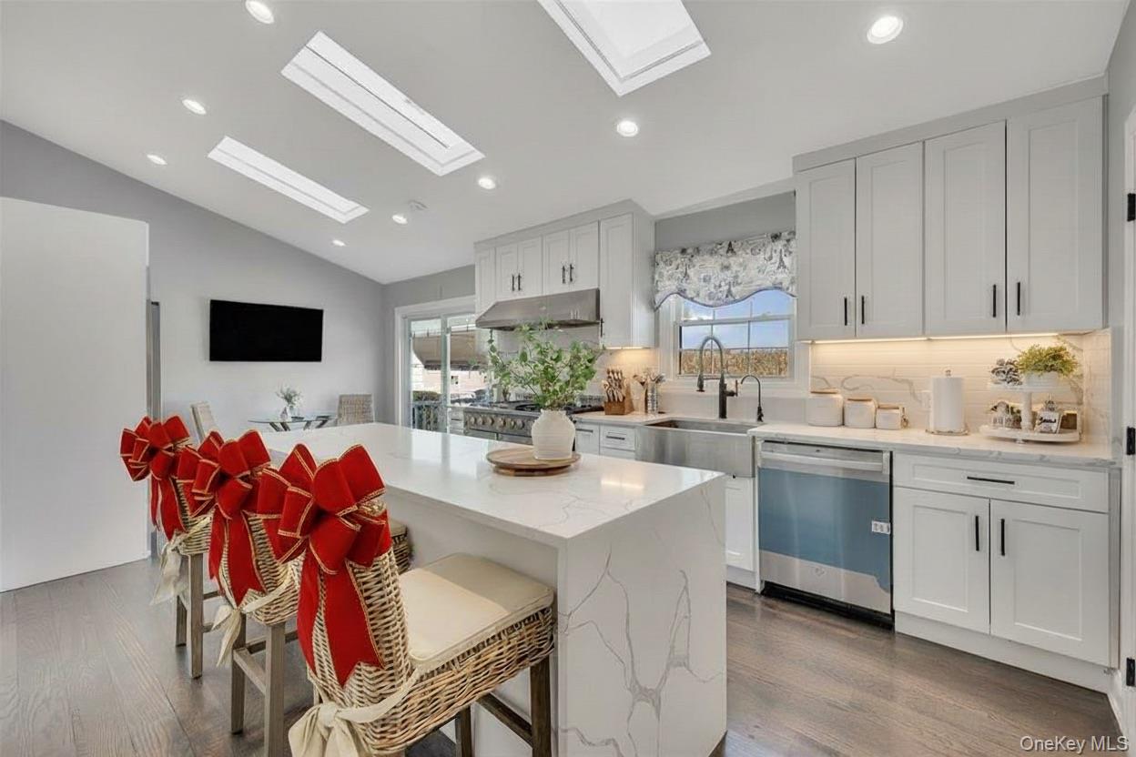 336 Grand Central Avenue, Amityville, NY 11701