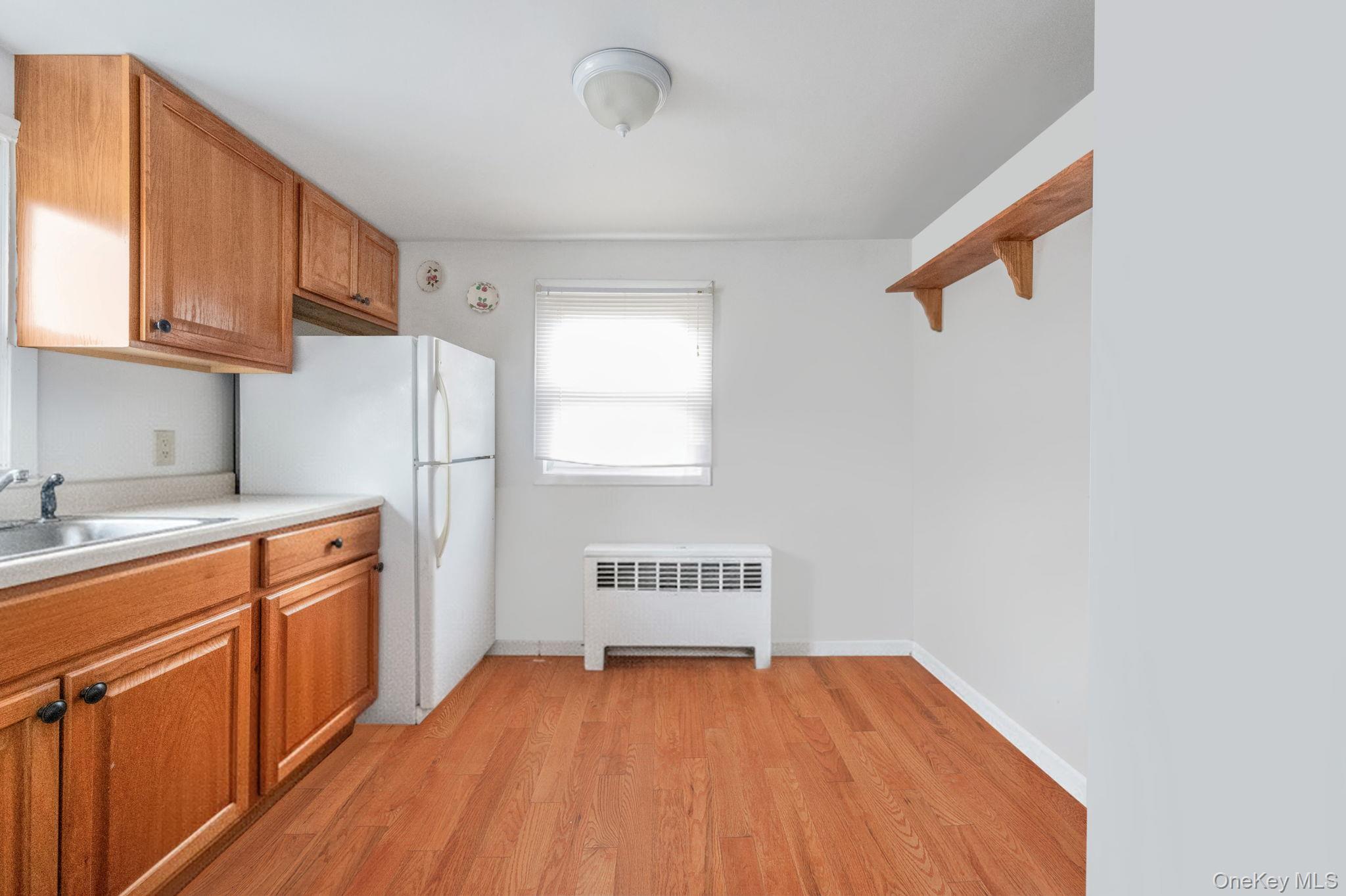 21 S Summit Avenue, Patchogue, NY 11772