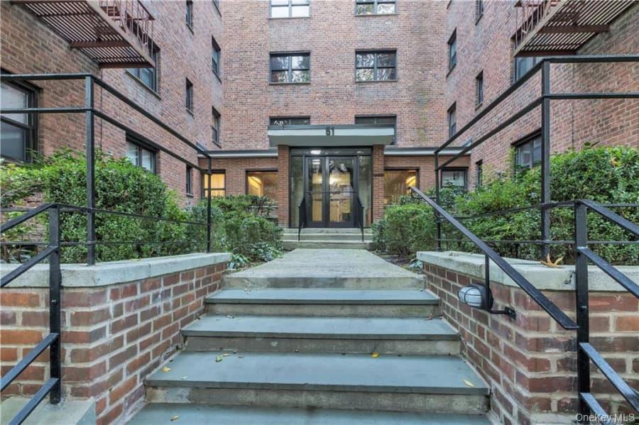 51 White Oak Street # 2A, New Rochelle, NY 10801