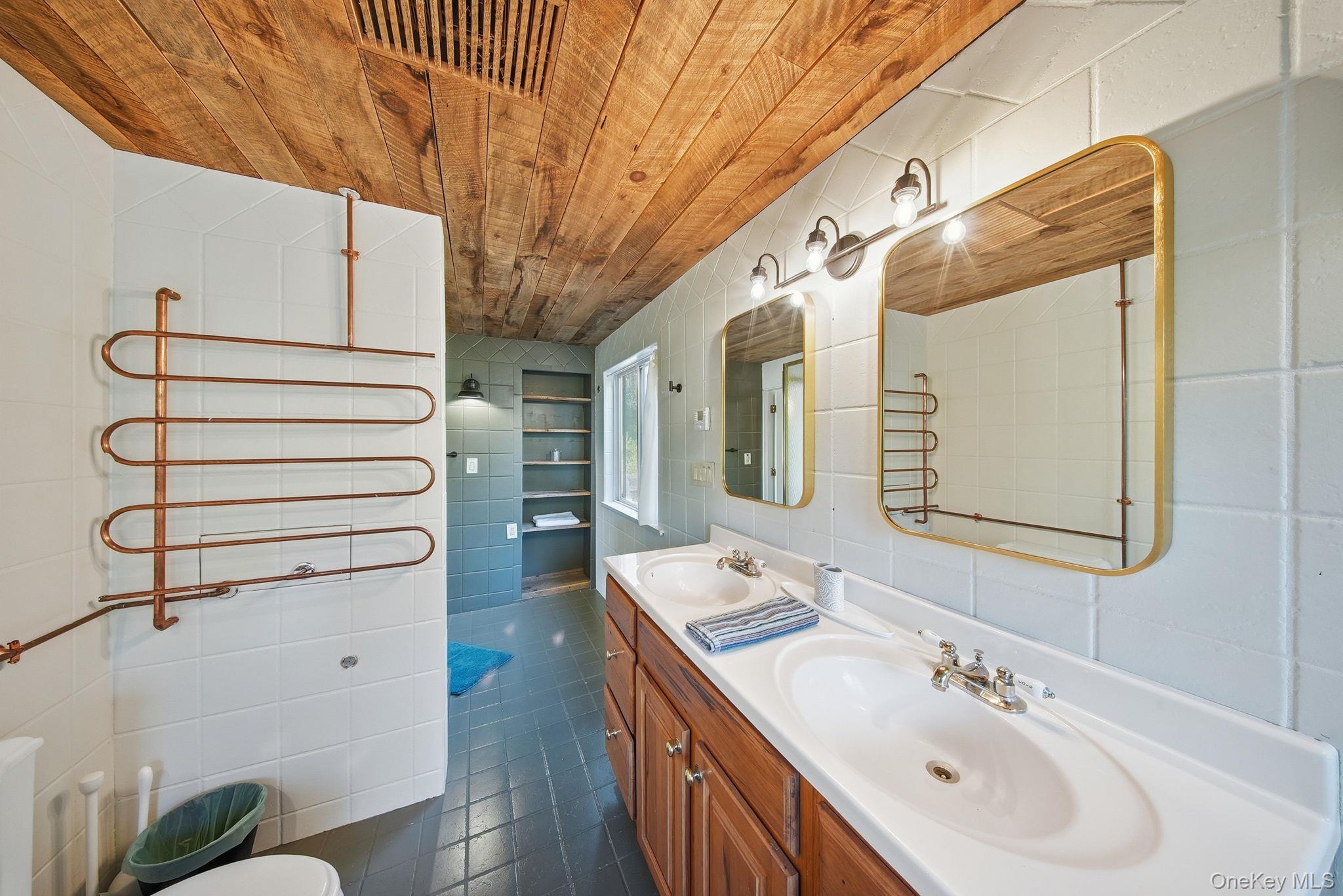 136 Yulan Barryville Road, Barryville, NY 12719